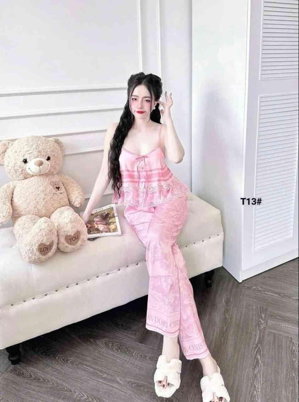 ឈុតគេងដៃខ្លី វាលក្លៀក