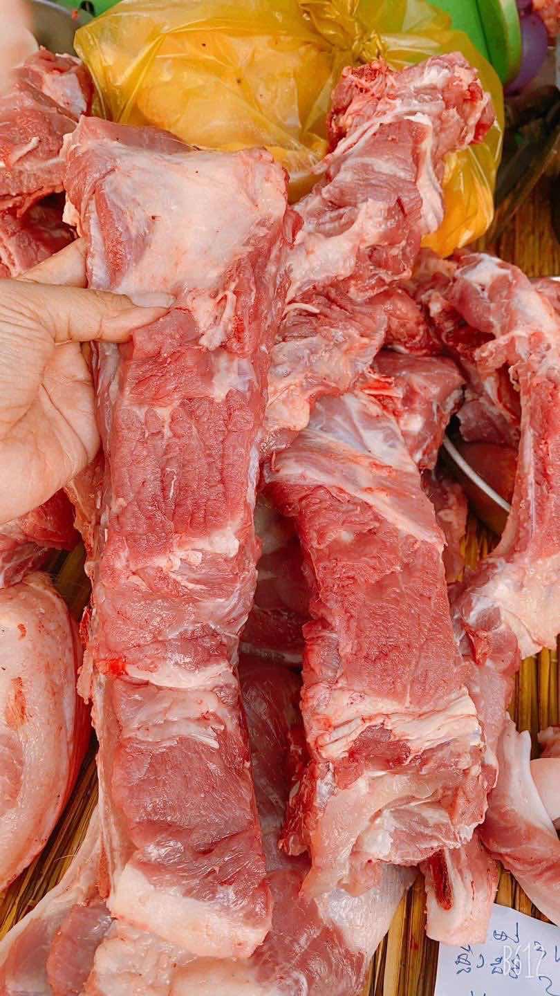 ឆ្អឹងជំនីវែង