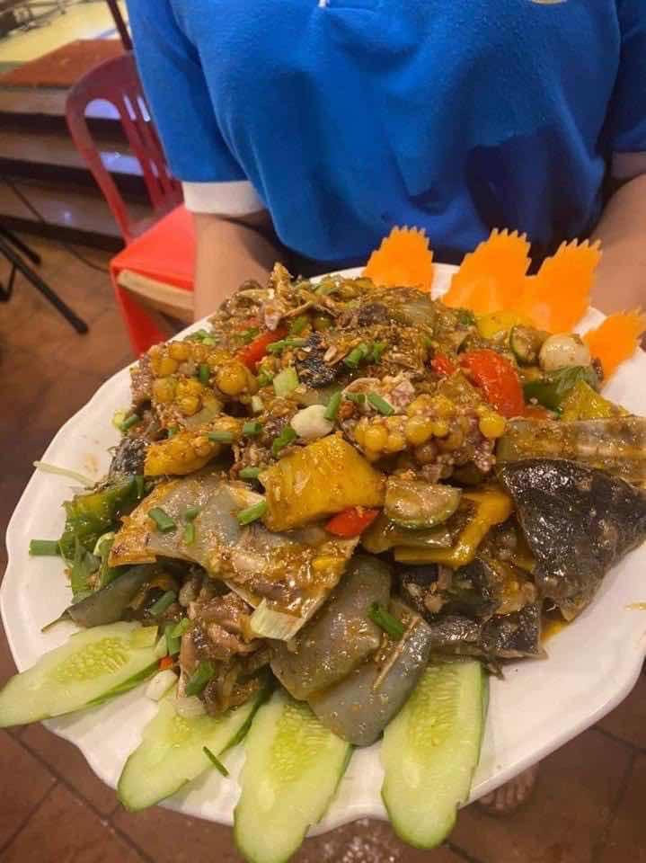 កន្ធាយឆាកែង ឬ ឆាគ្រឿង ខ្នាត 1kg មានពង