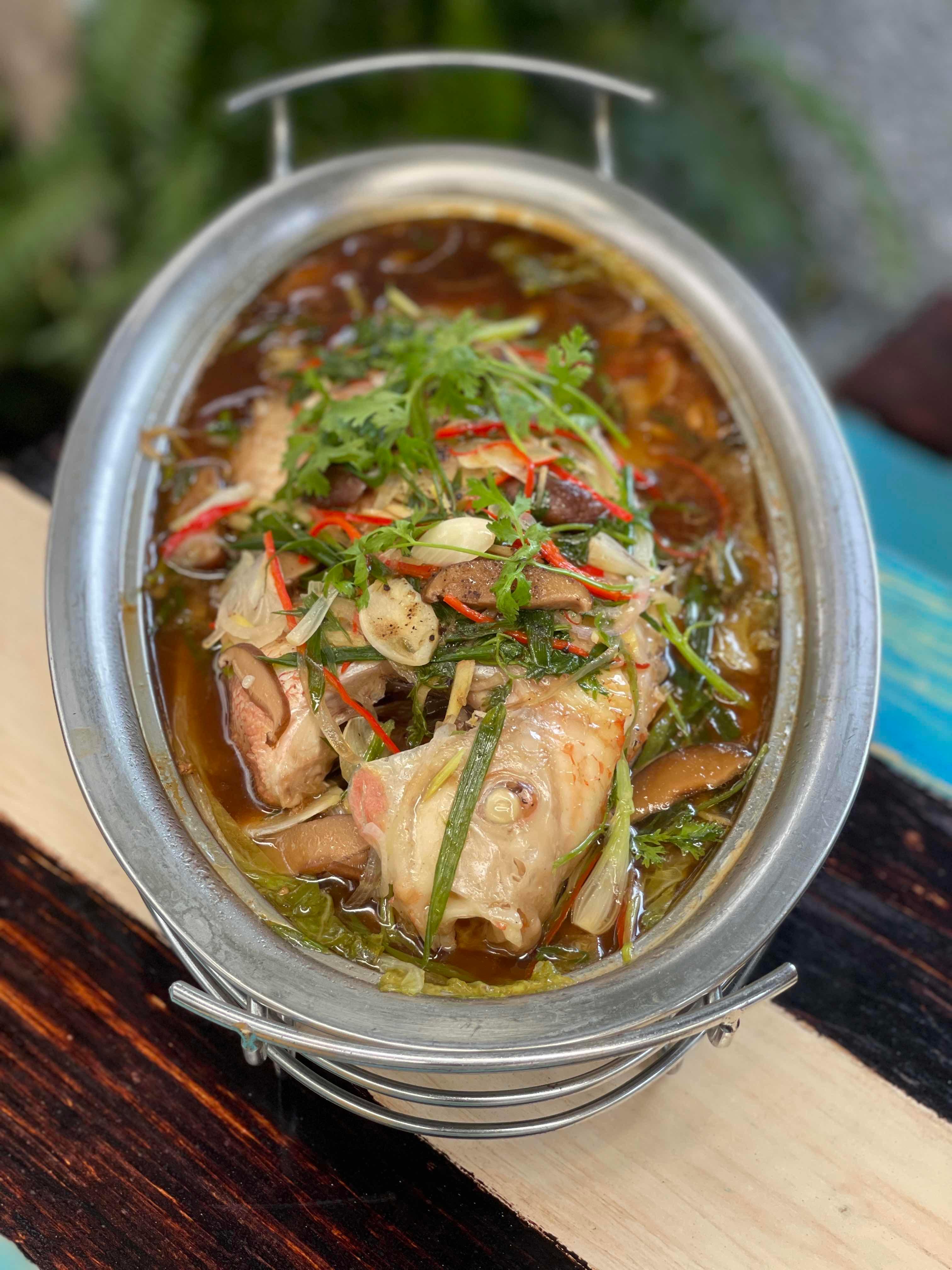 ត្រីក្រហមចំហ៊ុយទឹកសុីអុីវ