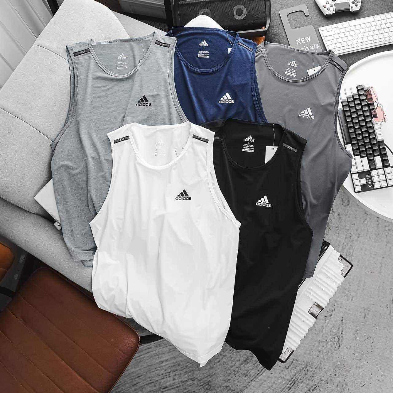 អាវ​វាលក្លៀក​ Adidas