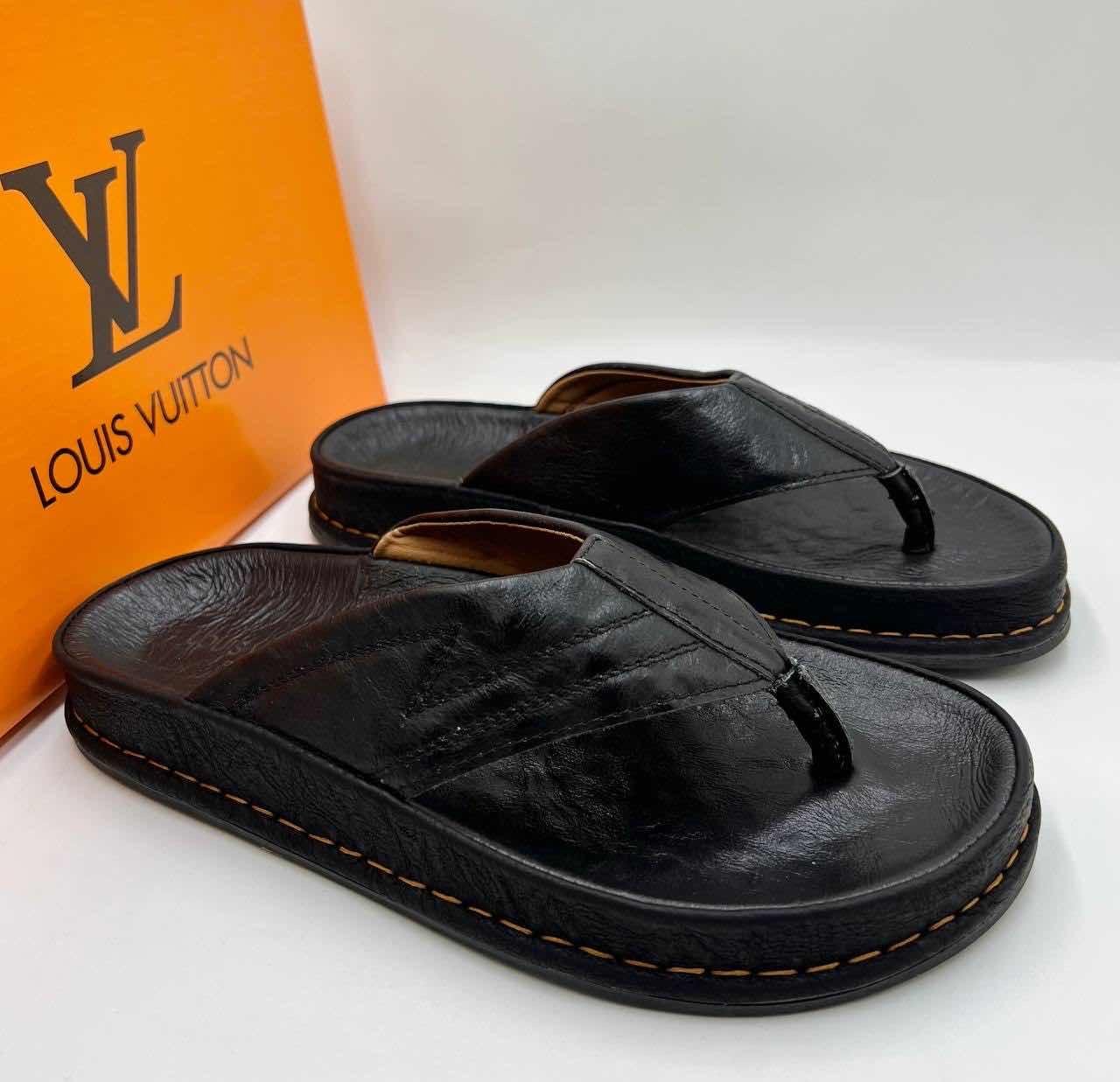  ចំពាមស្បែក lv ក្រាស់ខ្មៅ1