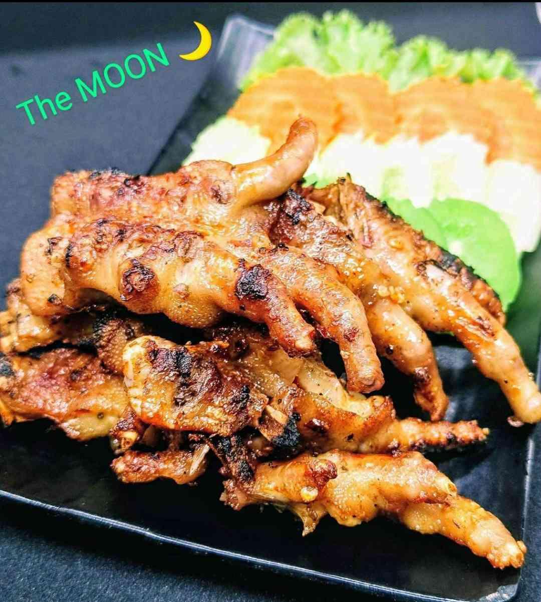 ជើងមាន់អាំងអំបិលម្ទេស