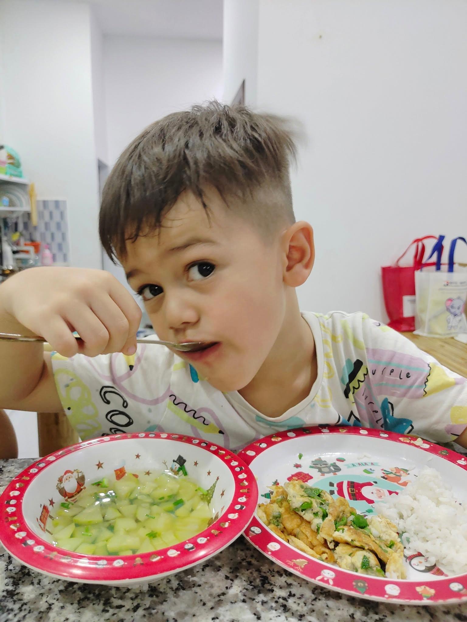 ឆុតធ្វើទឹកស៊ុបដាស៊ី