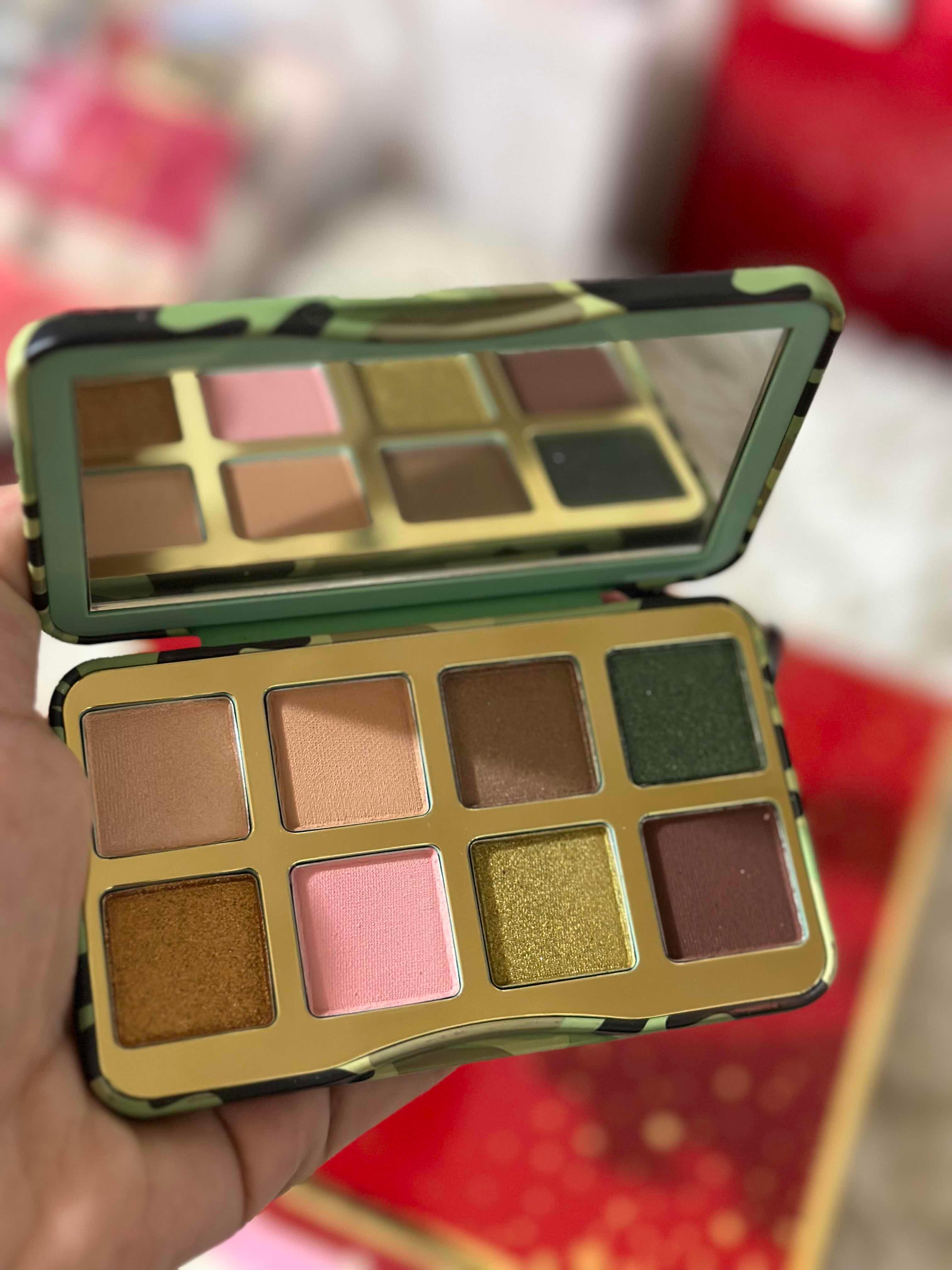 Too faced eyeshadow