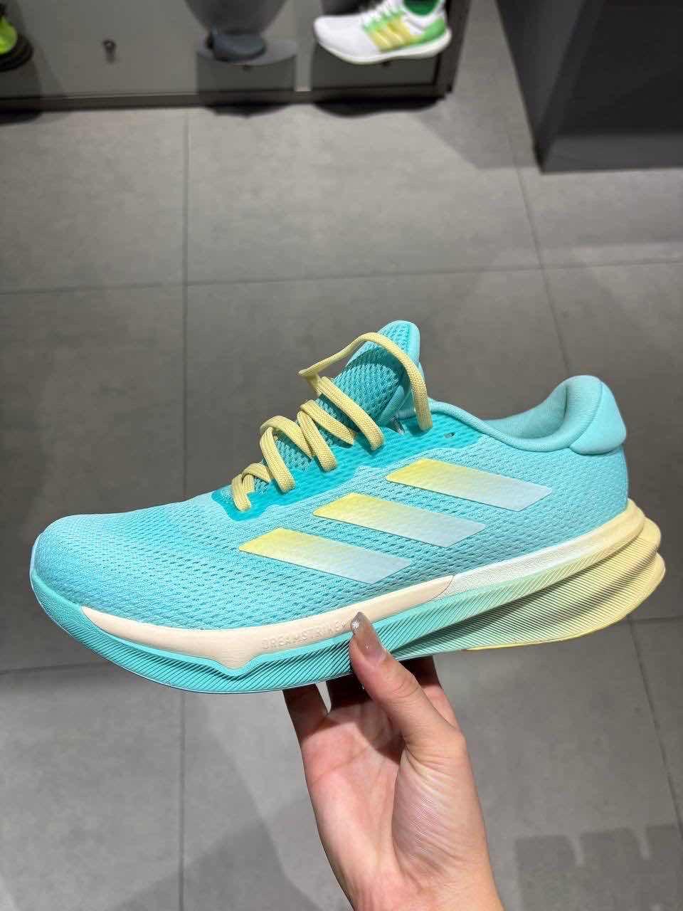 Supernova Stride Mint Green