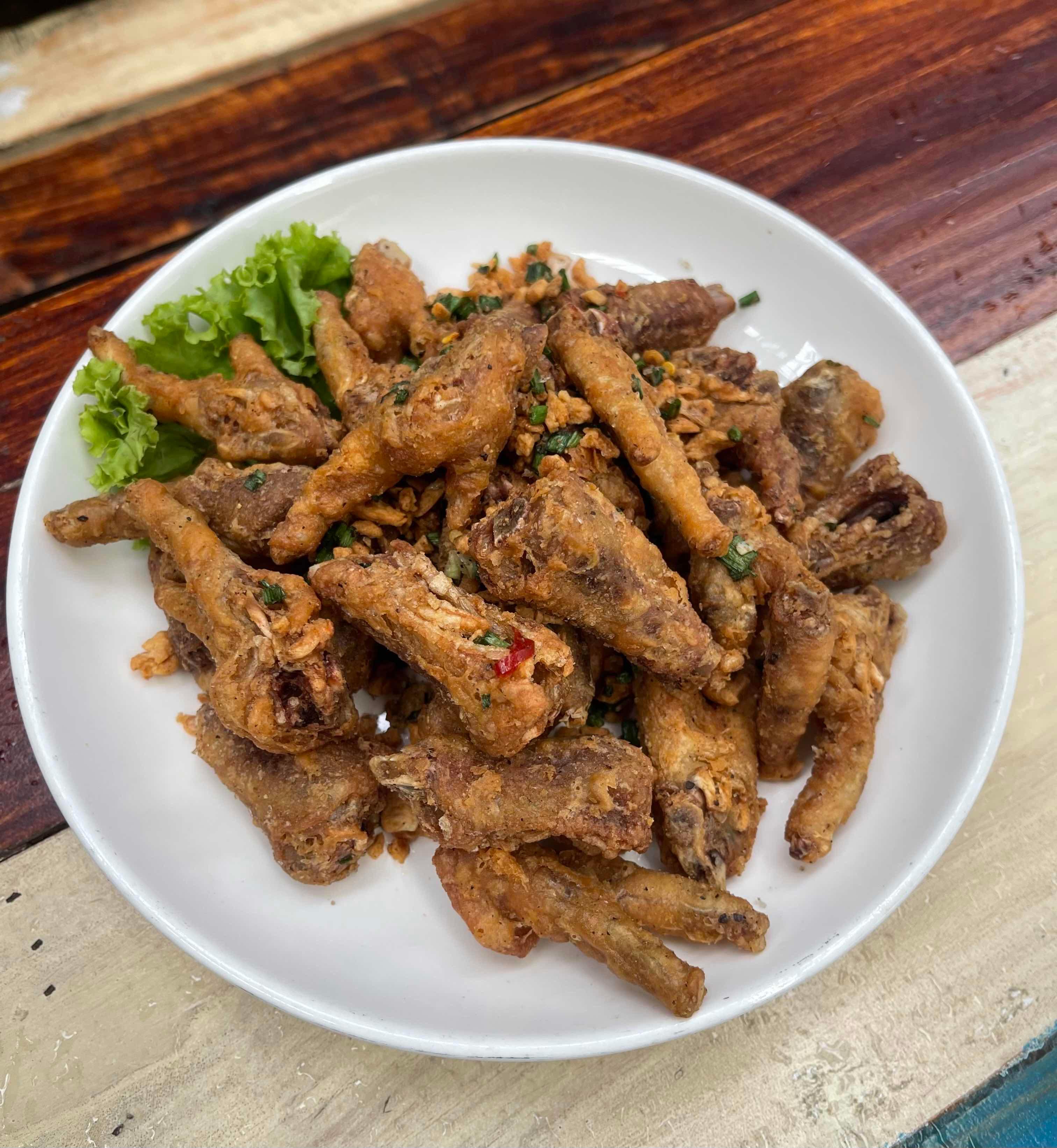 ជើងមាន់លីងខ្ទឹមស