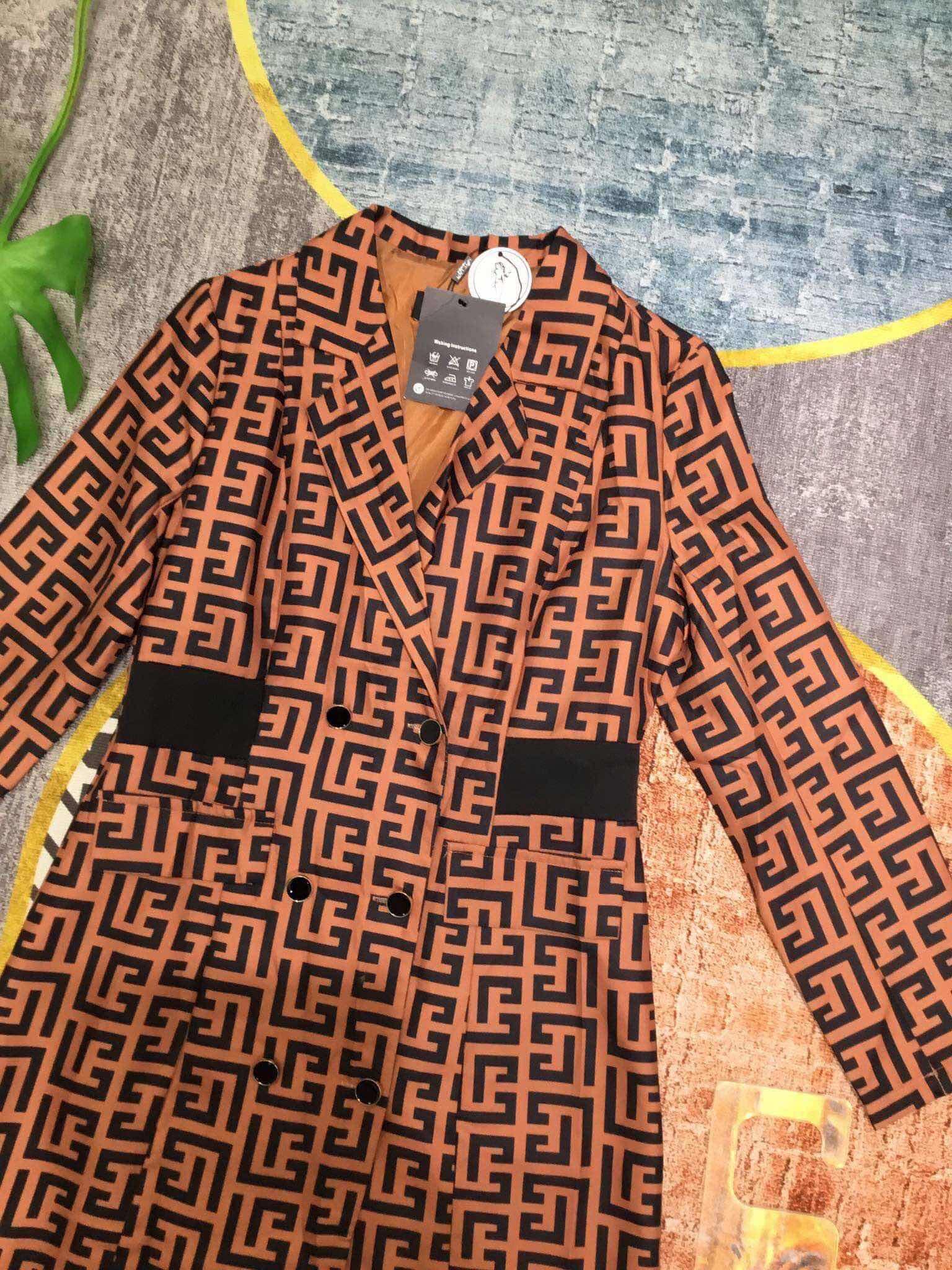 រ៉ូបbrand