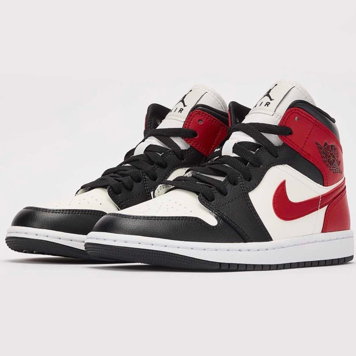 AJ1 Mid GYM Red
