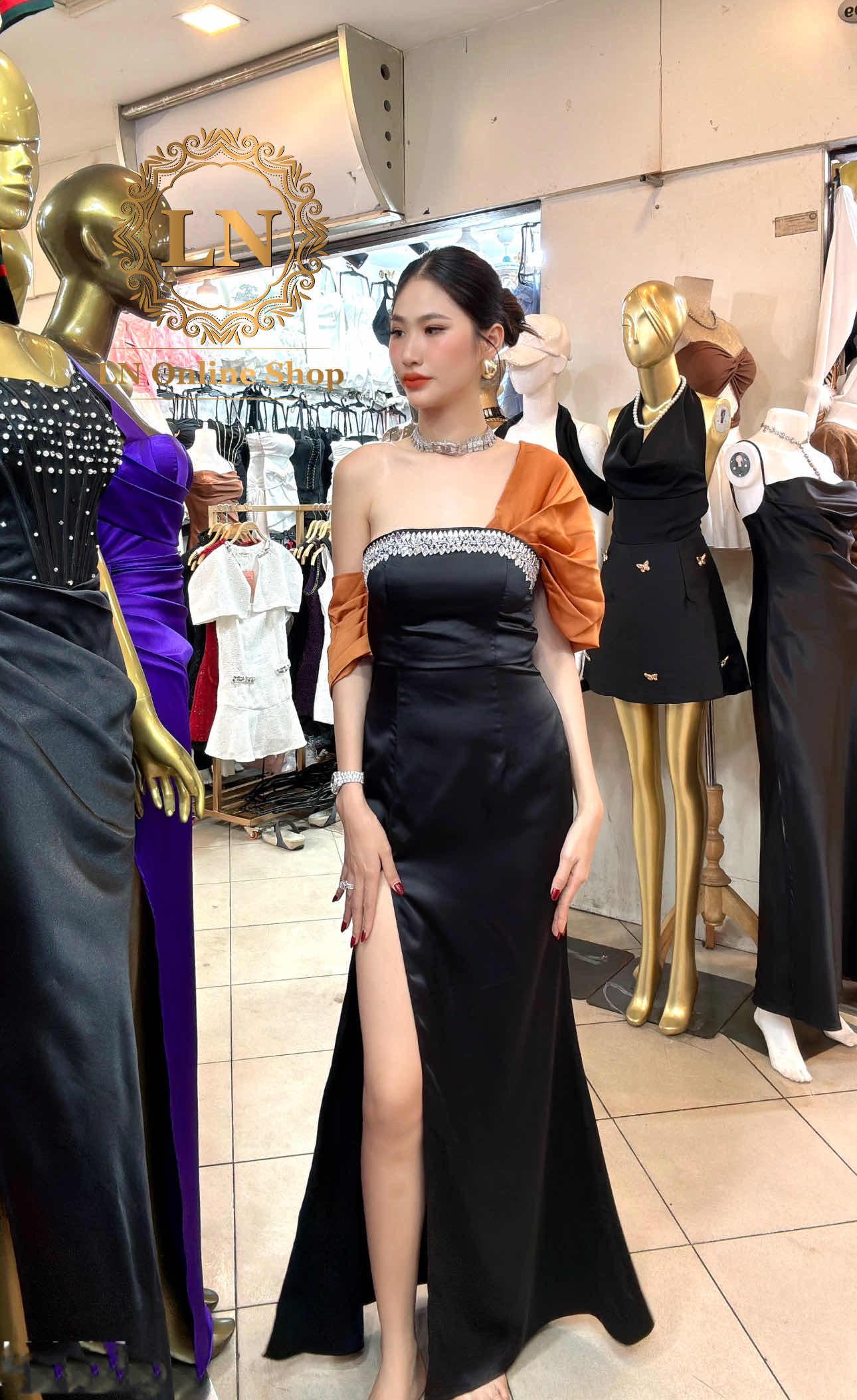 រ៉ូបបាំងស្មា
