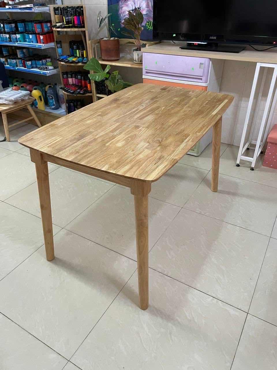 តុឈេីកៅស៊ូ​ ជេីងមូល