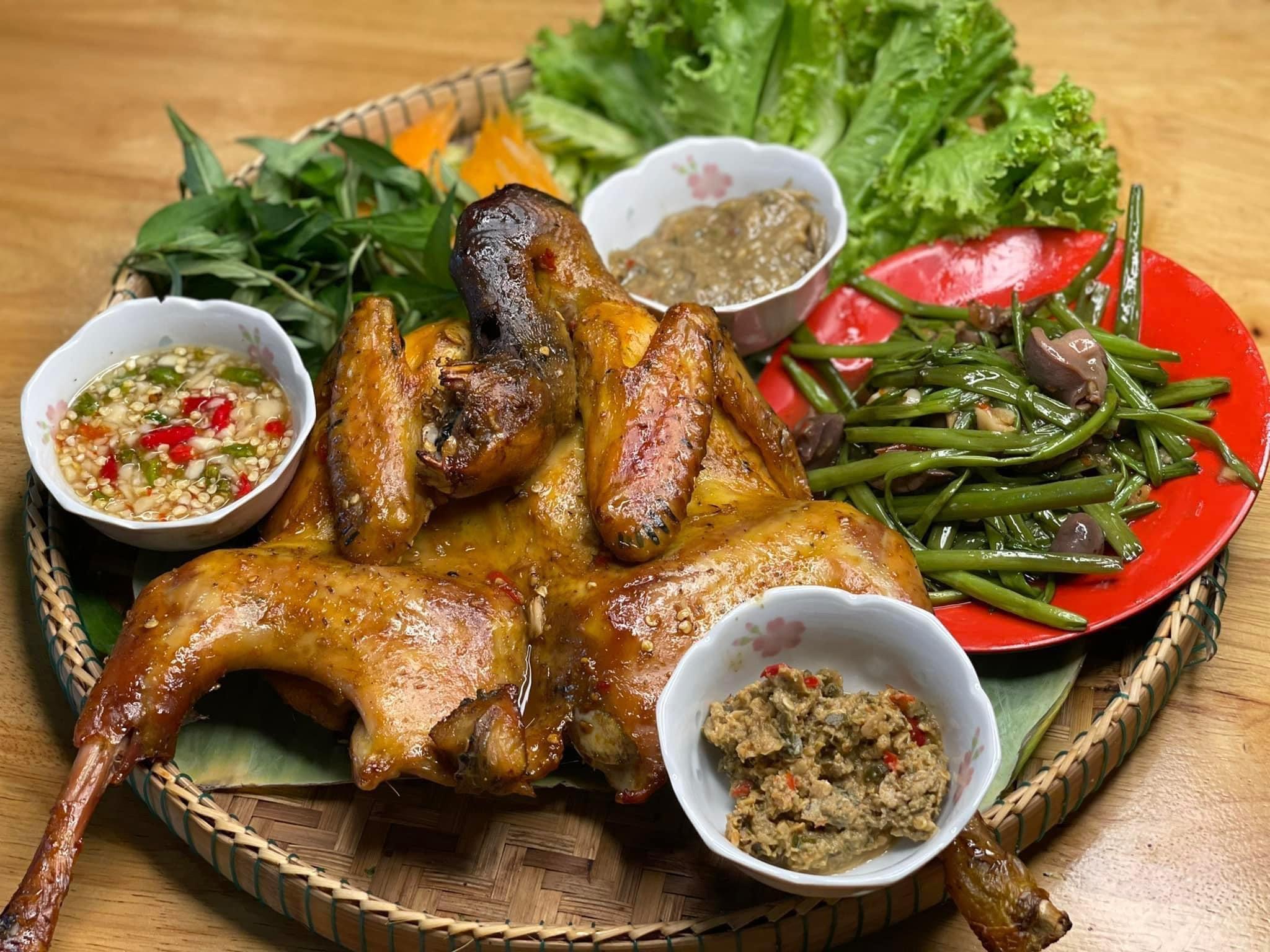 មាន់ស្រែអាំង