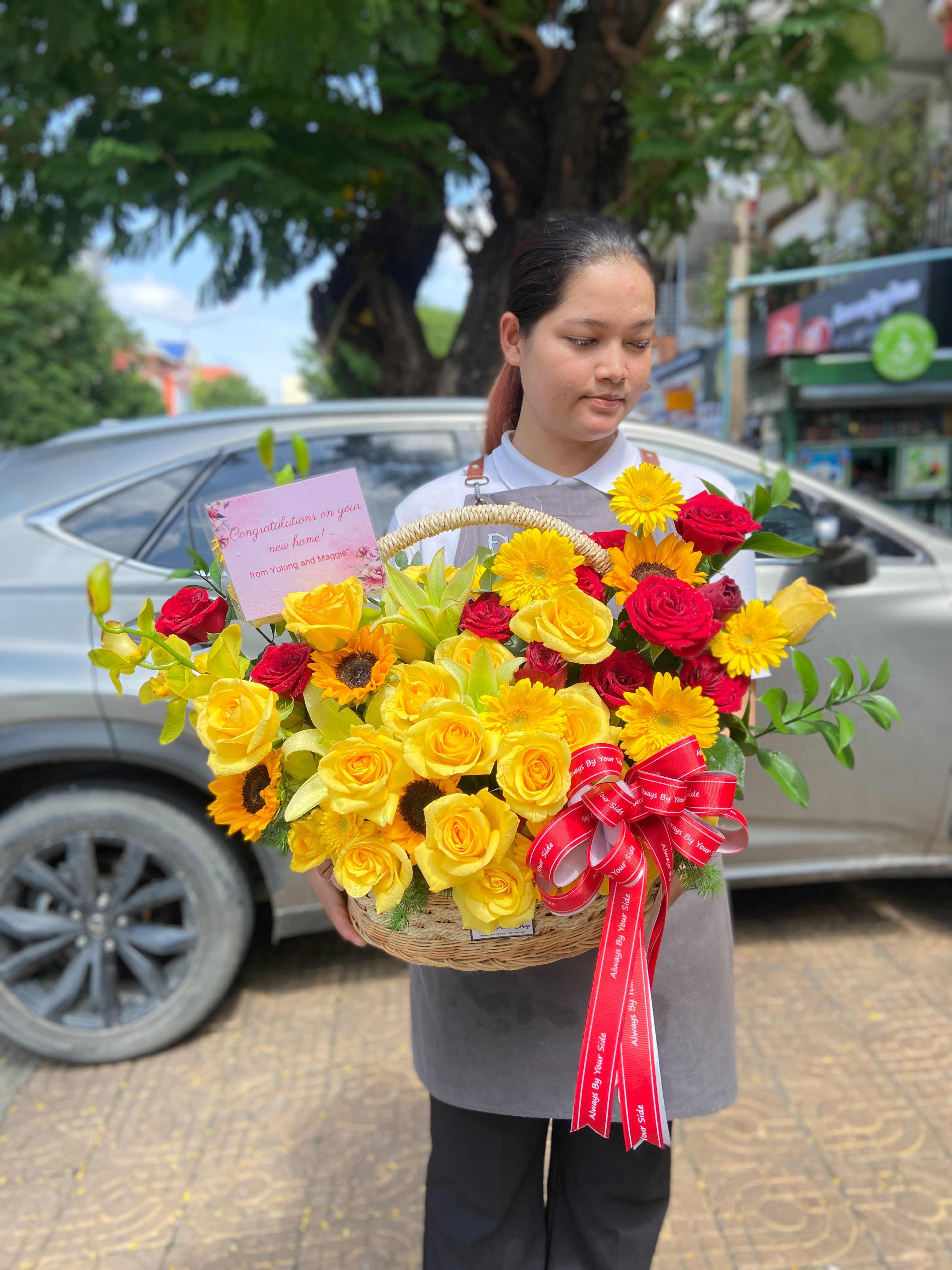 កន្ត្រក់ផ្កា​ចំរុះ​