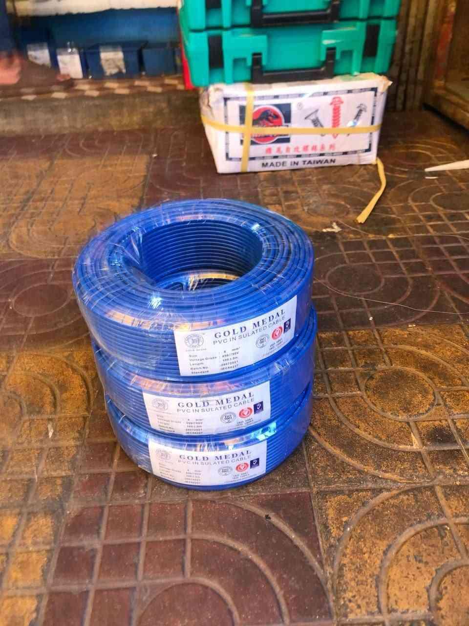 ខ្សែទោលស្តង់ដារសាំងហ្គាពួរ 1x4 Sq.mm ព៌ណក្រហម