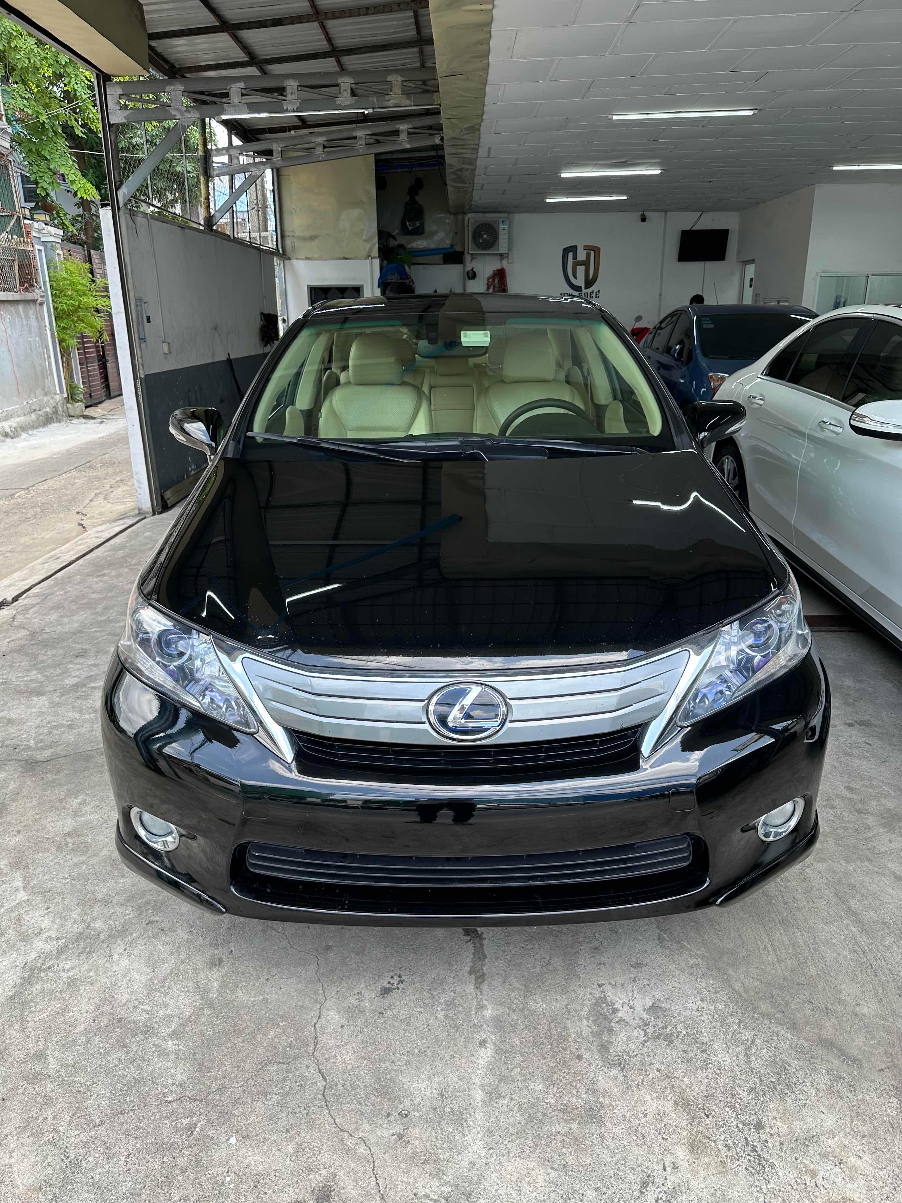 2010 Lexus HS250h premium ក្នុងលឿង