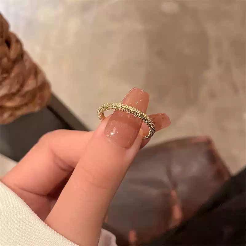 Ring 03