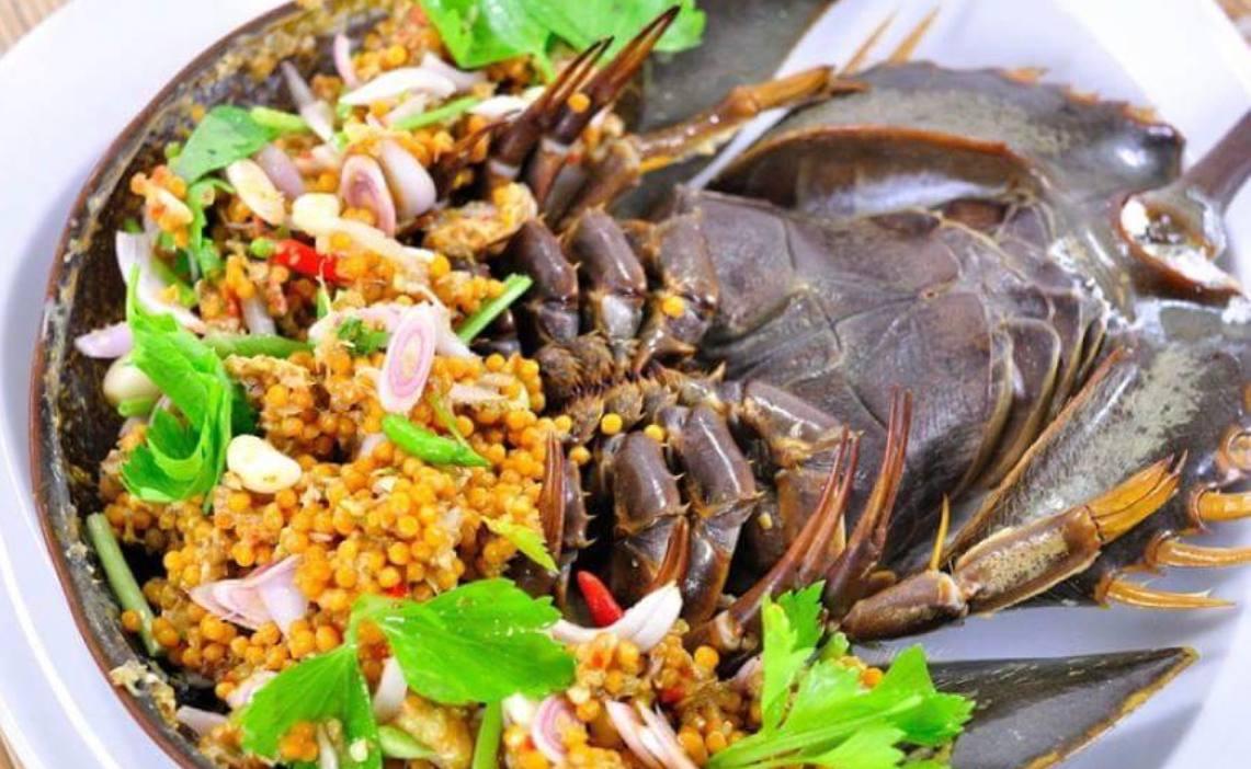 ពងបាឡាំងកាសញាំម្កាក់ ឬស្វាយ (១ចាន)