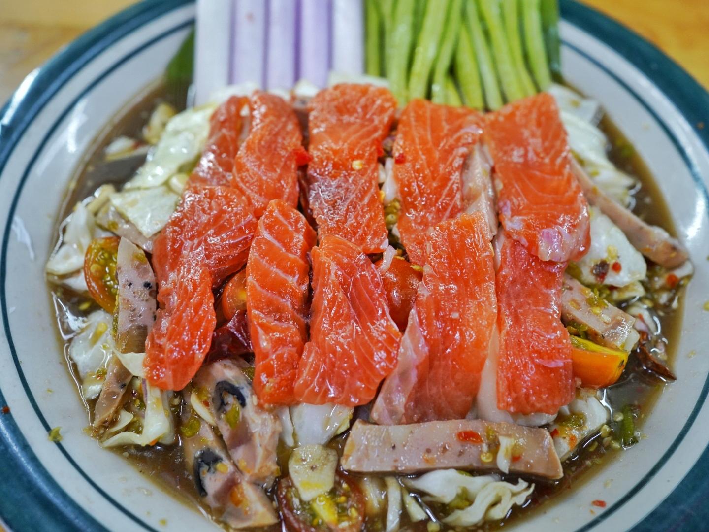 ភ្លាសាលមុន