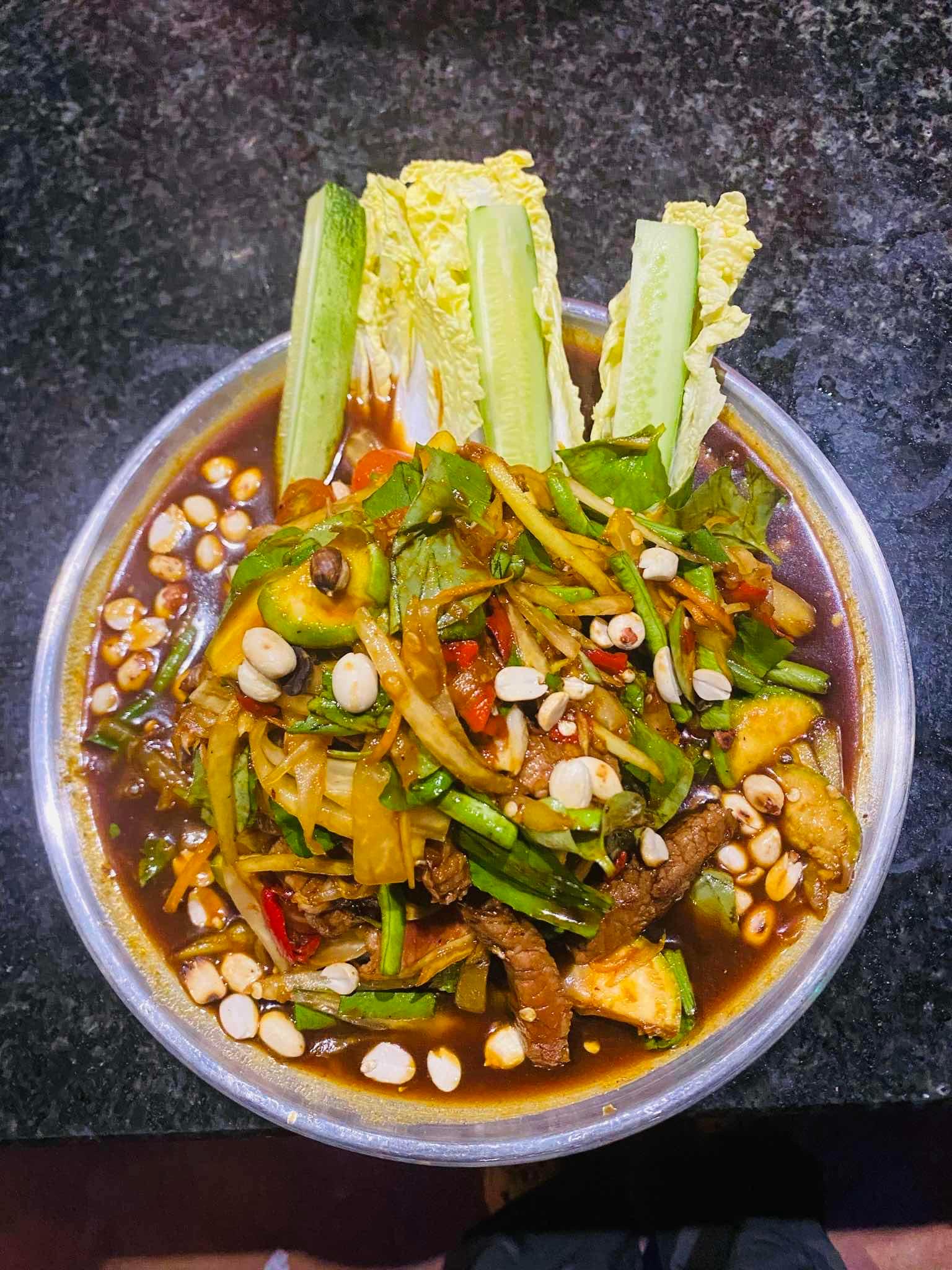 បុកល្ហុងសាច់គោអាំង 