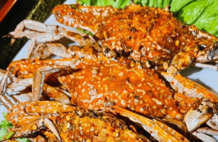 ក្តាមអាំងអំបិលម្ទេស