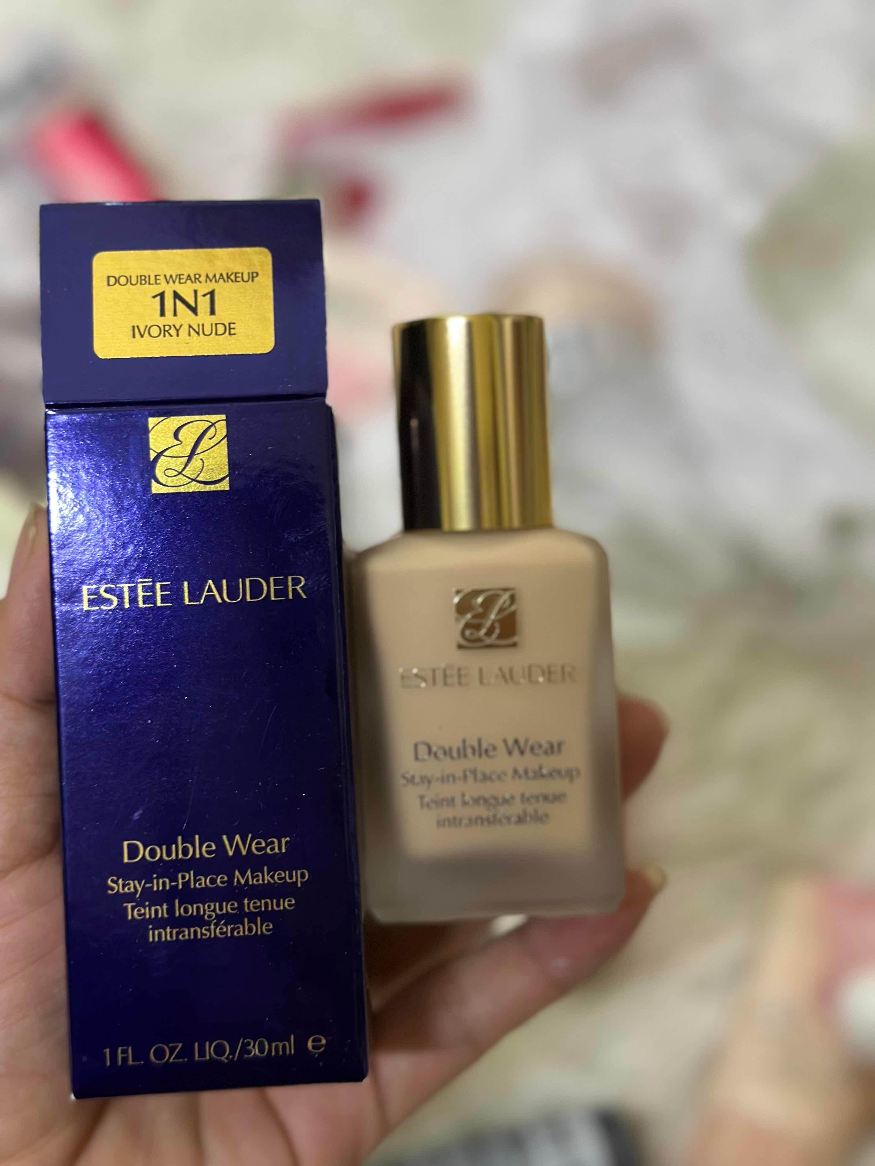 Estee launder double wear foundation