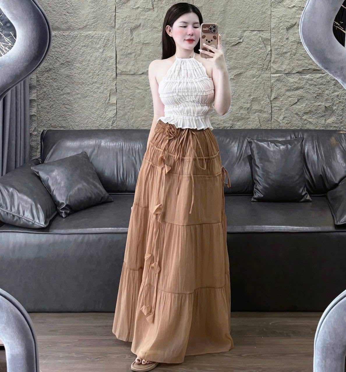 ឈុតសំពត់វែងត្នោត