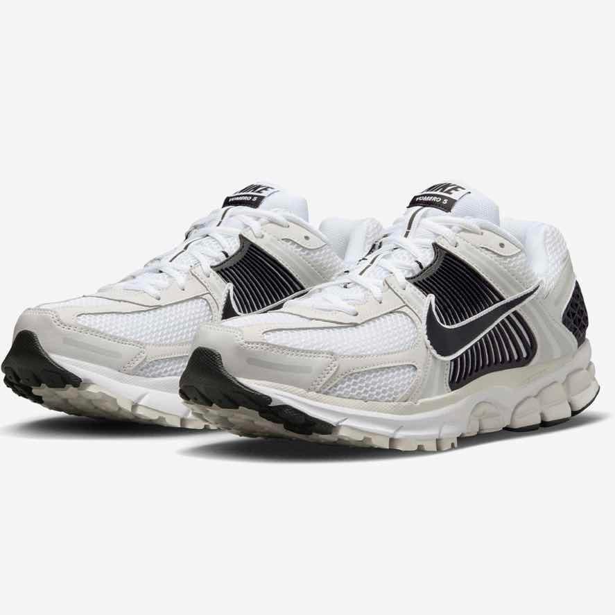Nike vomro5 White black
