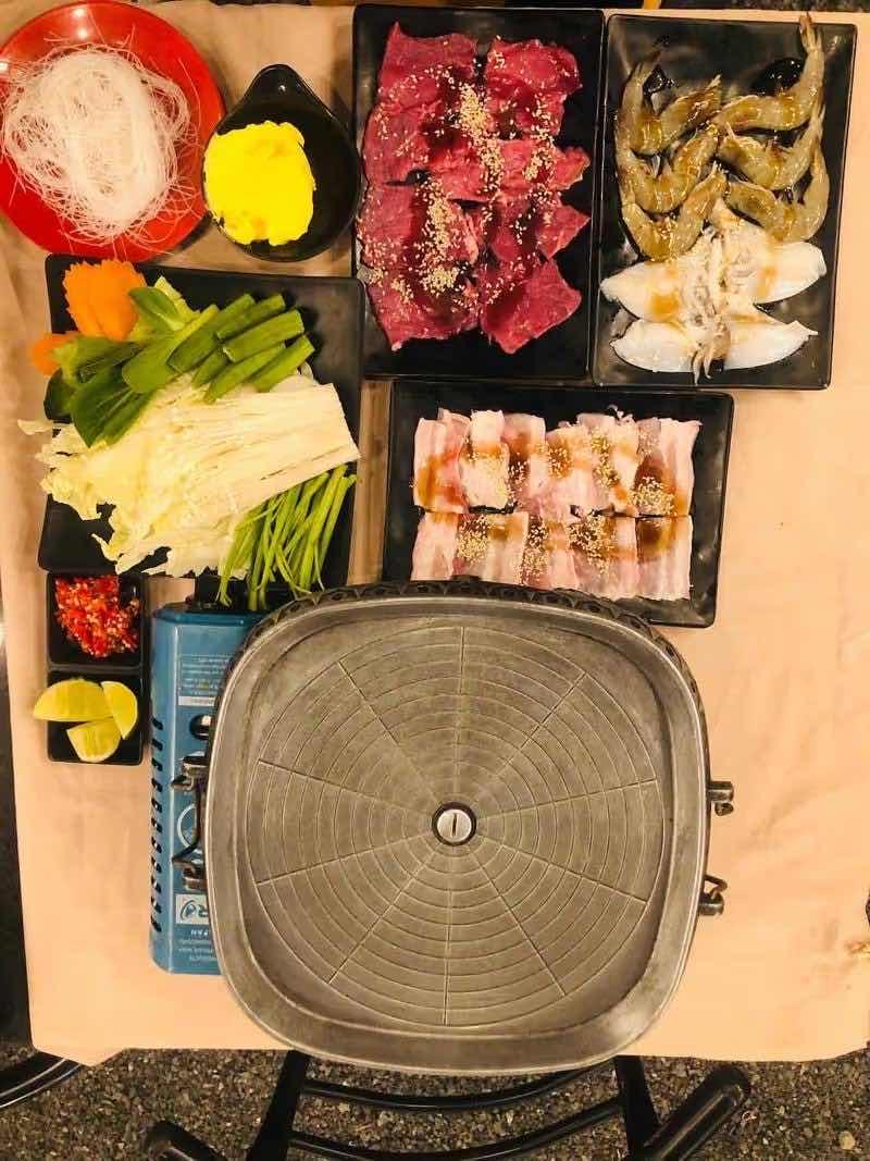 សាច់អាំងឈុតធំ  