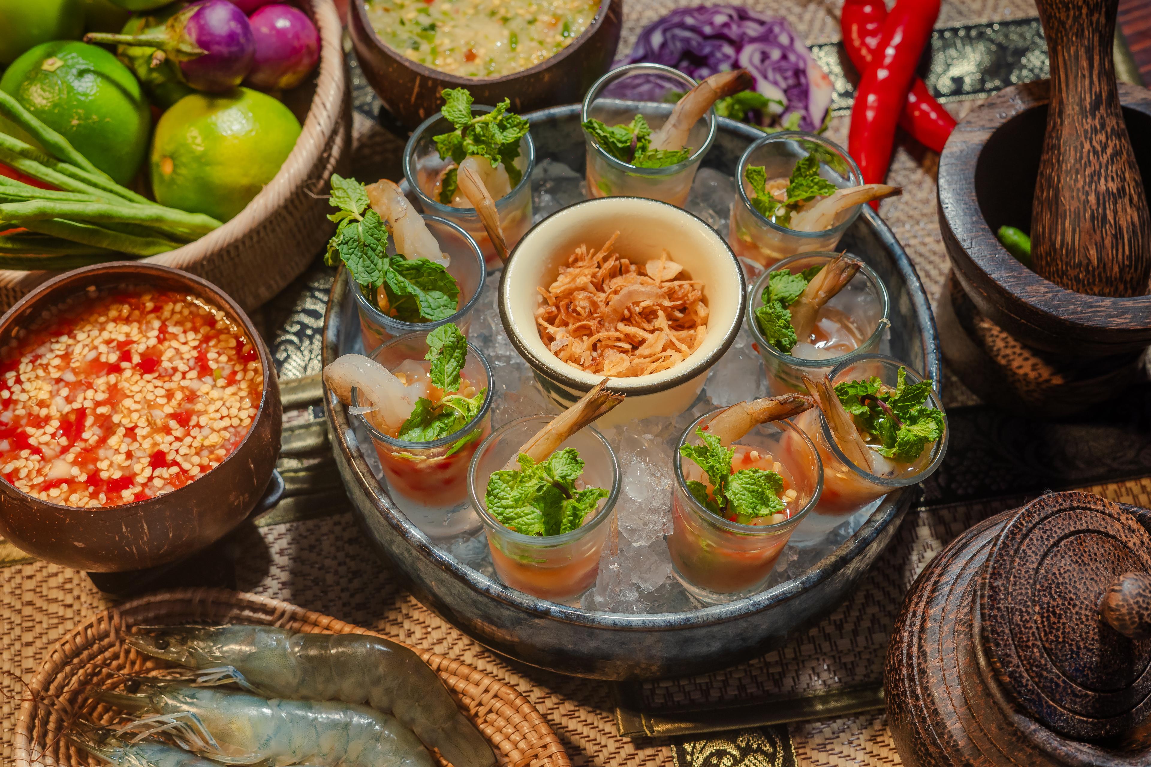 បង្គារកោះកុង  Raw shrimp in spicy KOH KONG sauce  辣 KOH KONG 酱生虾