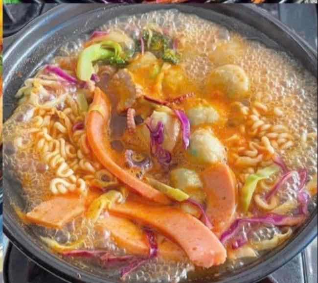 មីហិល គ្រឿងសមុទ្រ