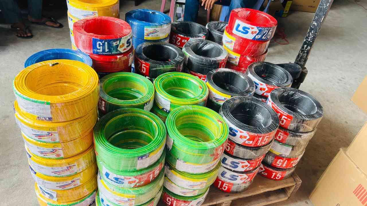 ខ្សែទោលកូរ៉េ LS 1x1.5 Sq.mm ព៌ណខៀវ