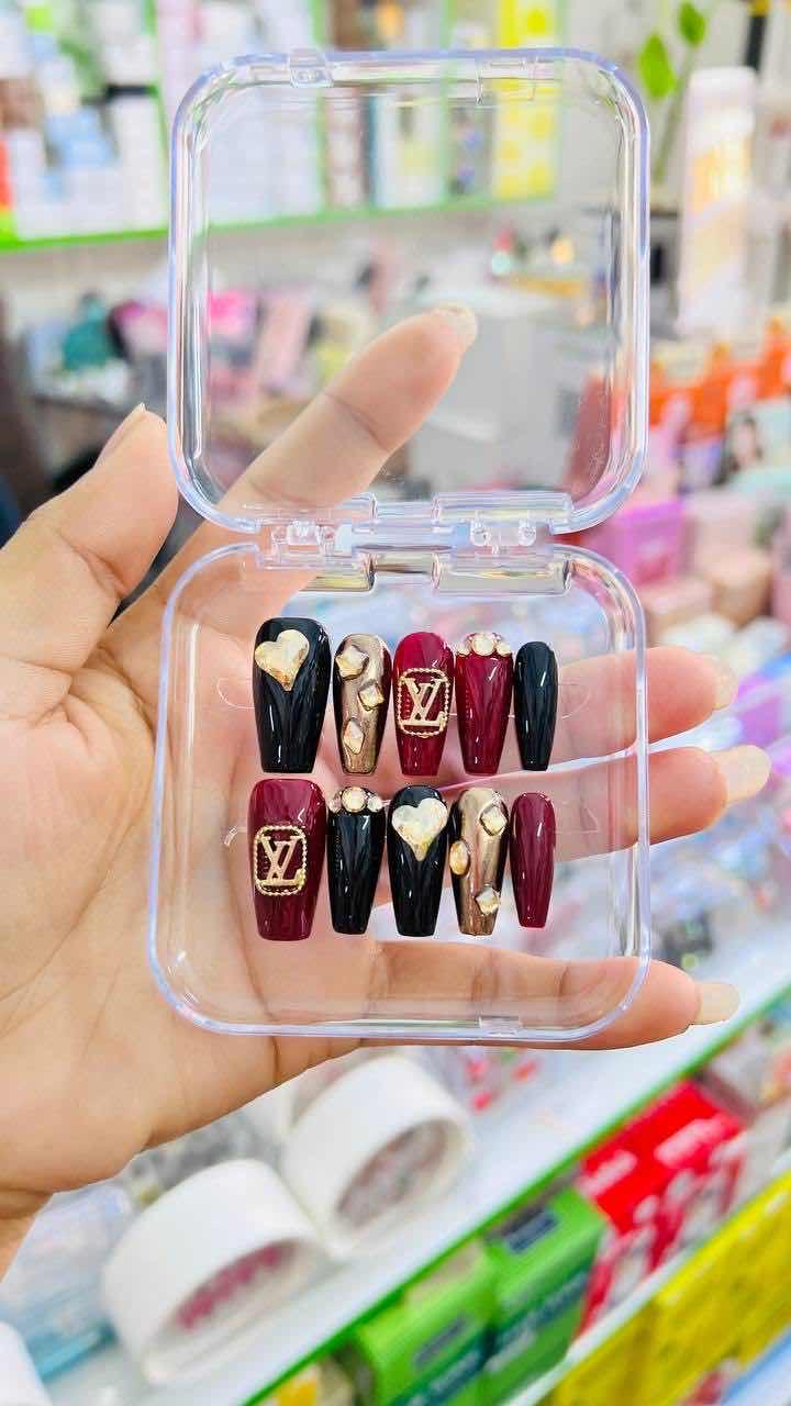 ក្រចកជេលម៉ូតថ្មី