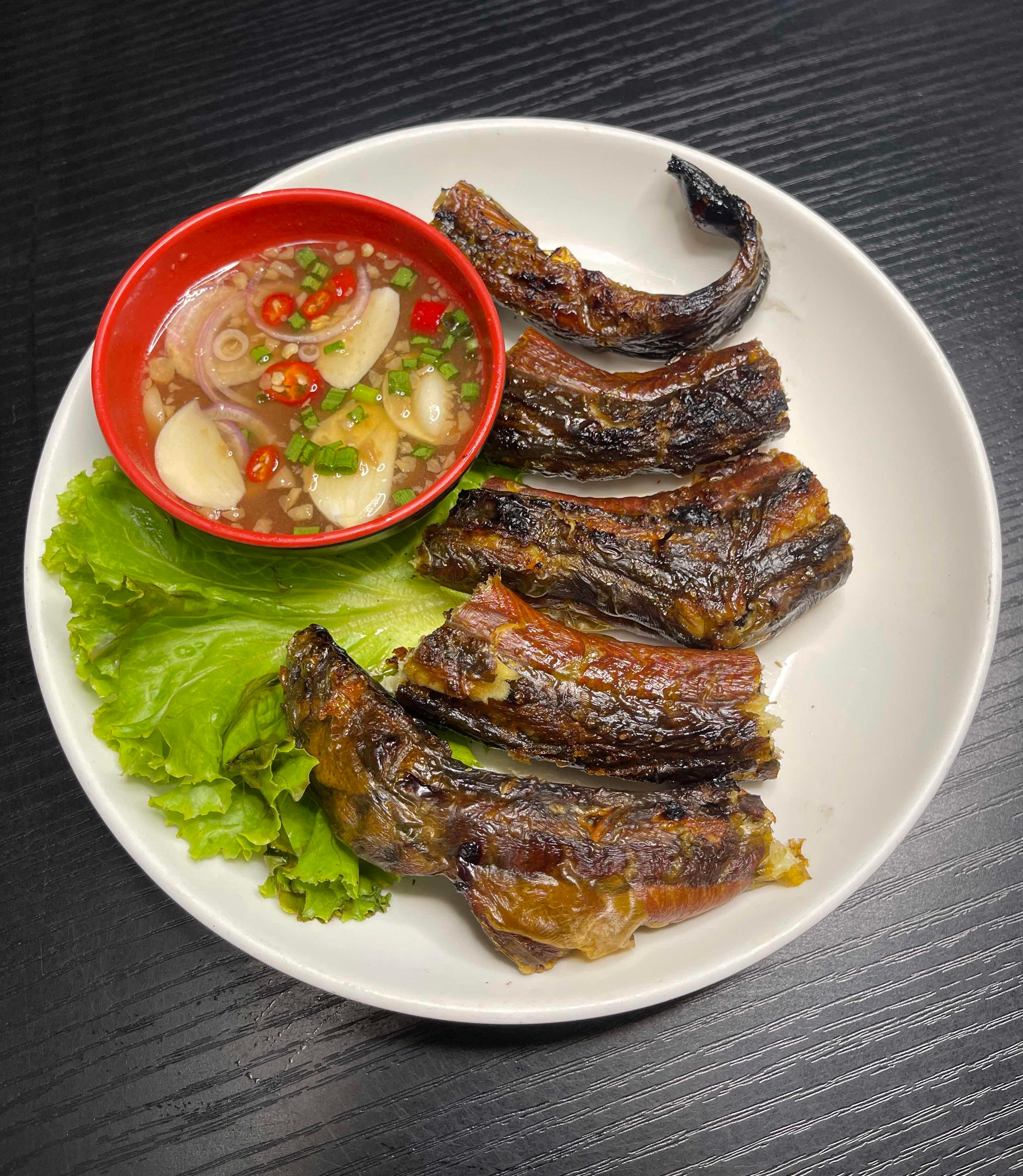 អន្ទង់អាំង