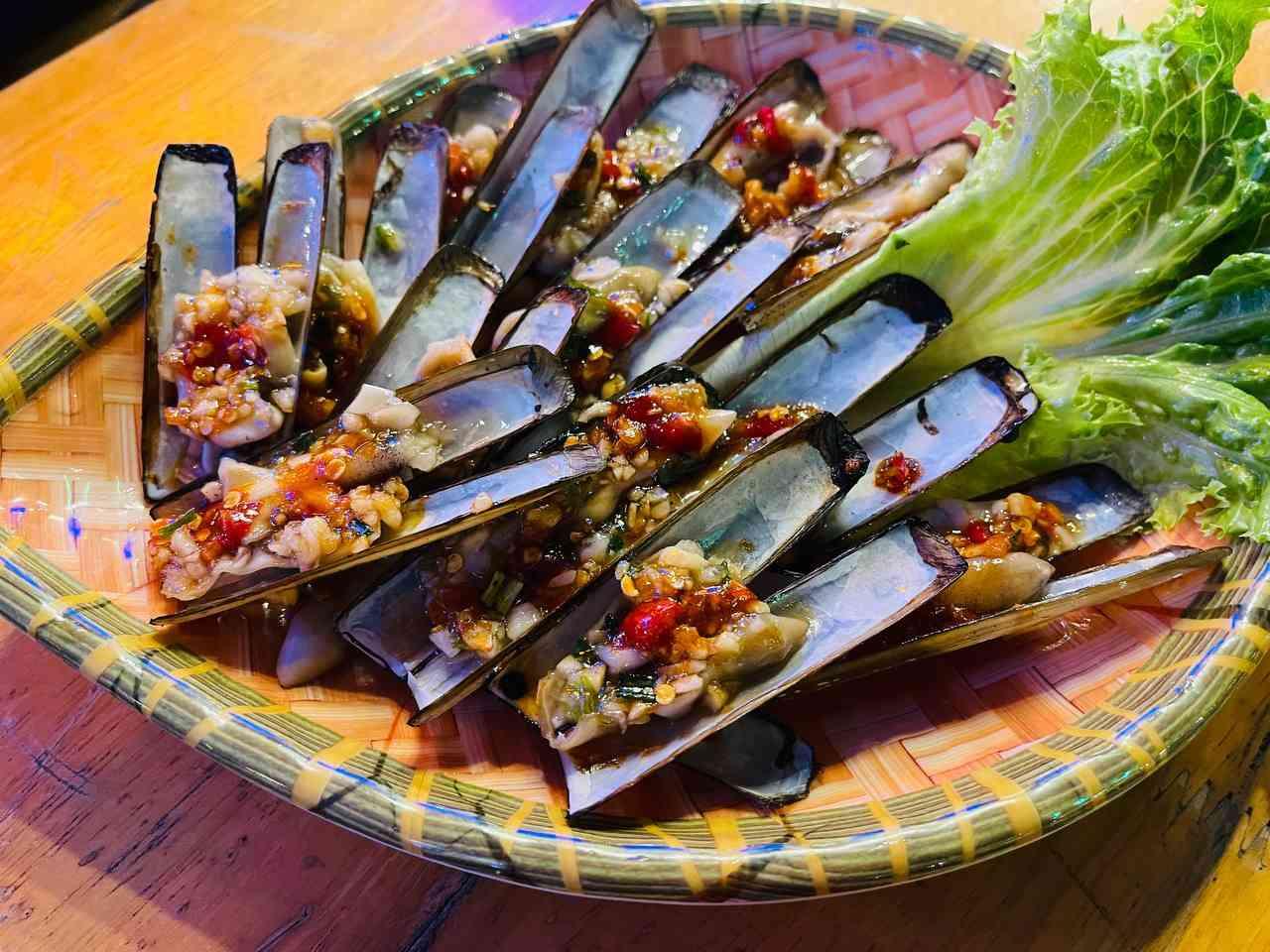 ខ្យងឬស្សីអាំងអំបិលម្ទេស