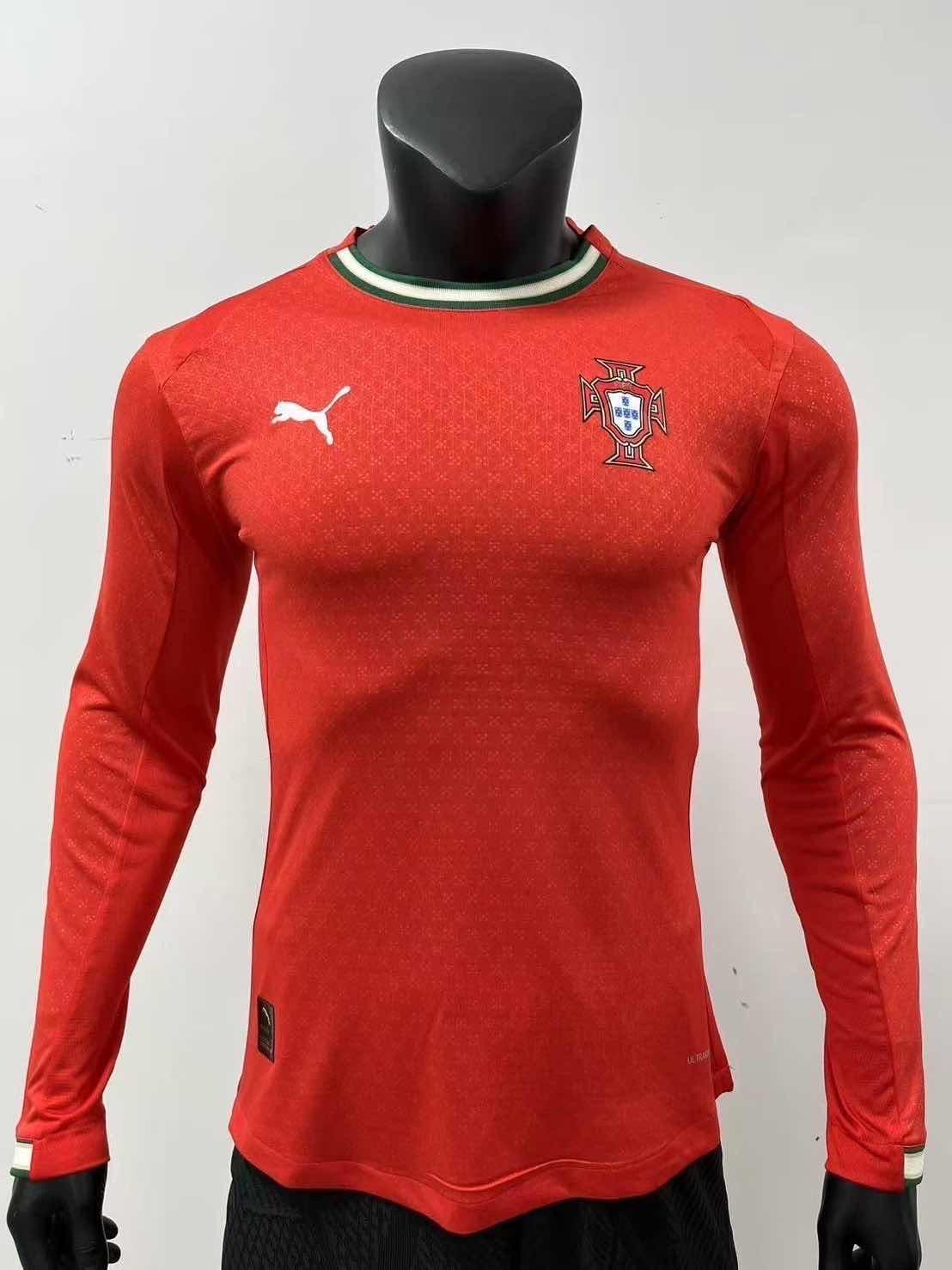 Portugal home kit 2025