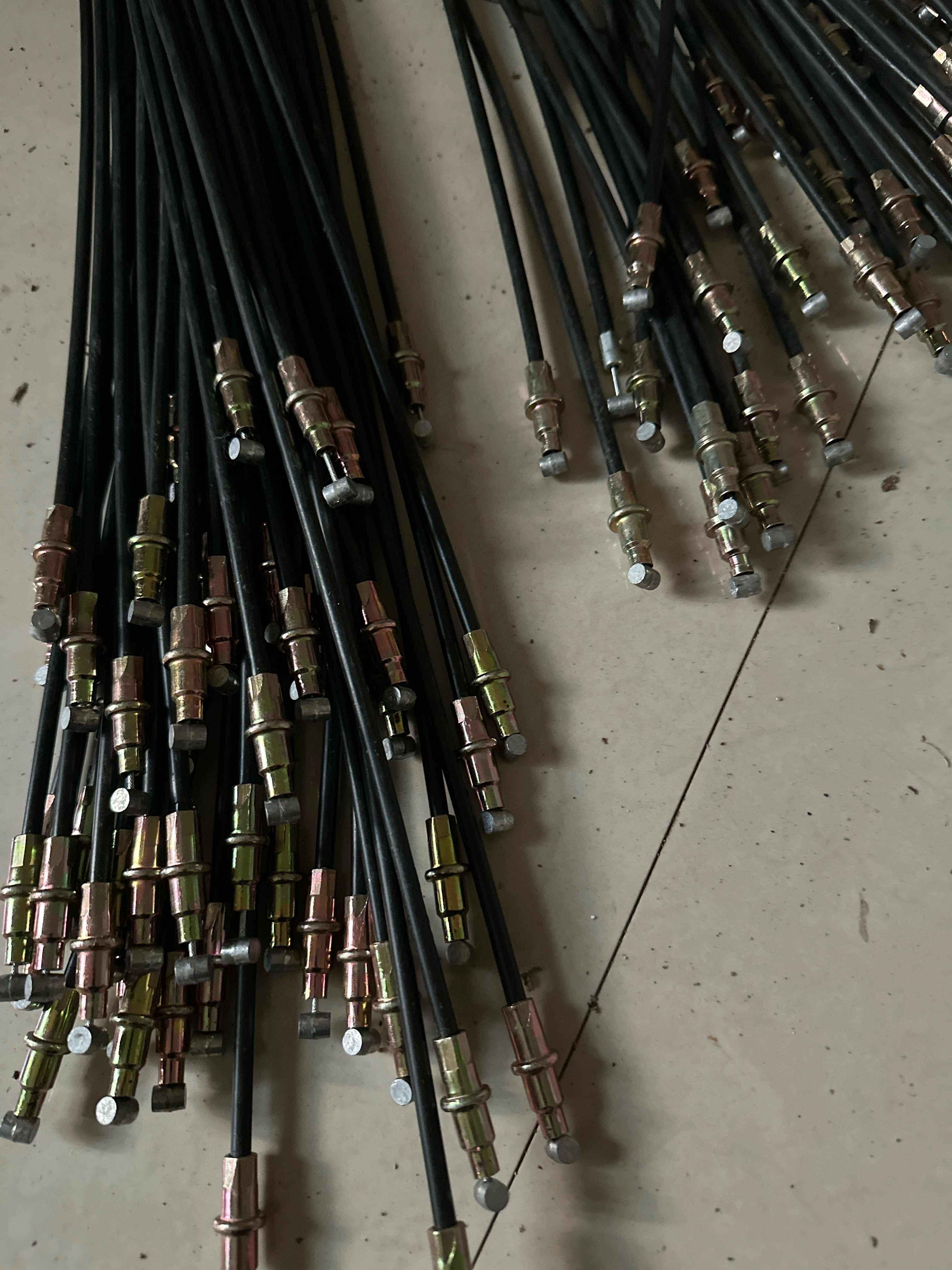 ខ្សែប្រាំង ធំ 