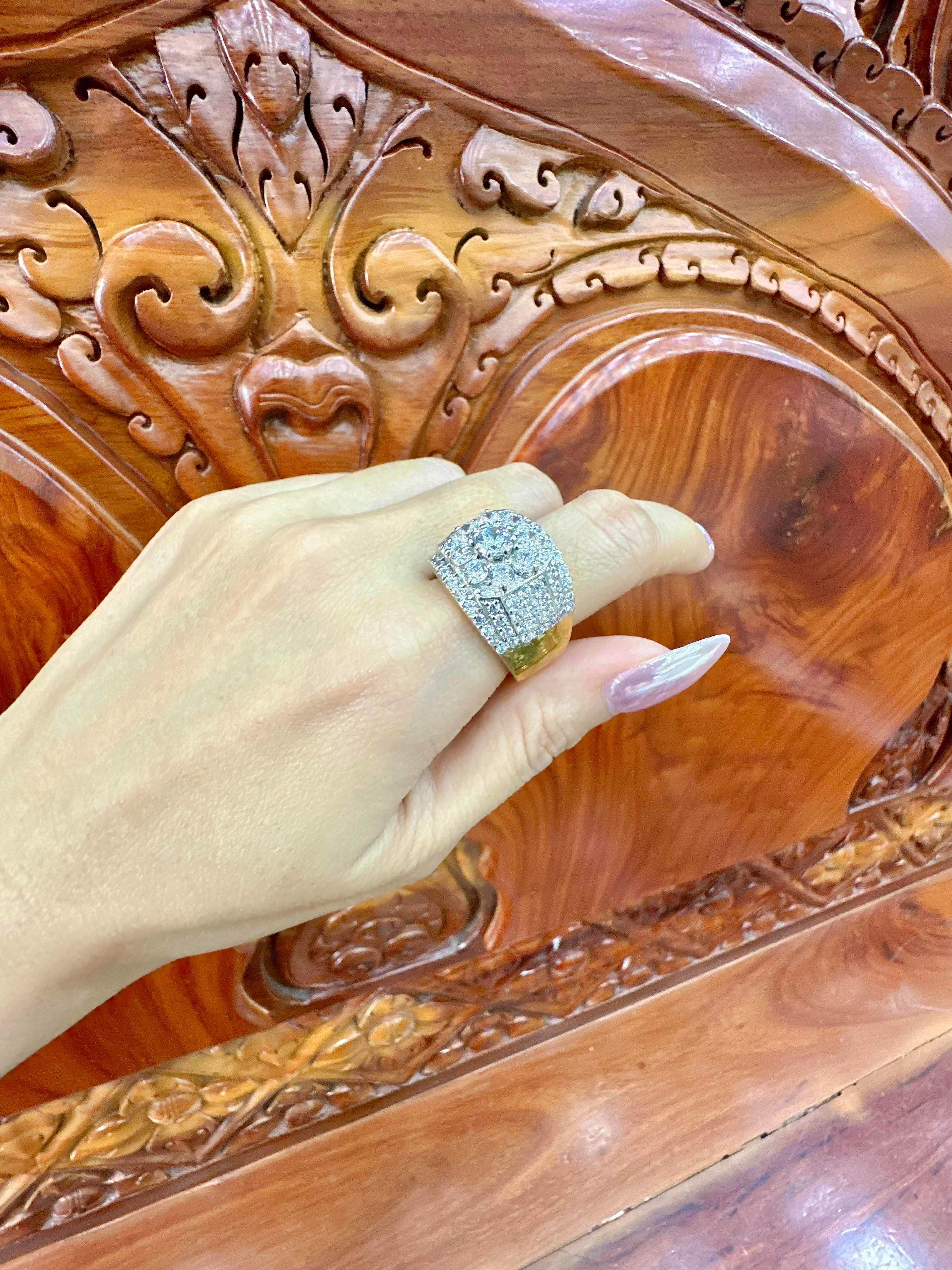 ចិញ្ចៀនប្រុស