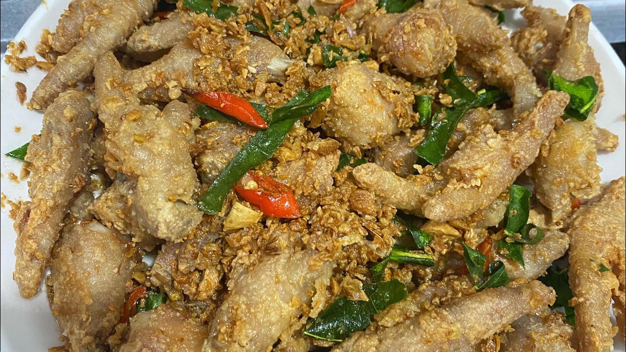 ជើងមាន់បំបង​ខ្ទឹមសរ