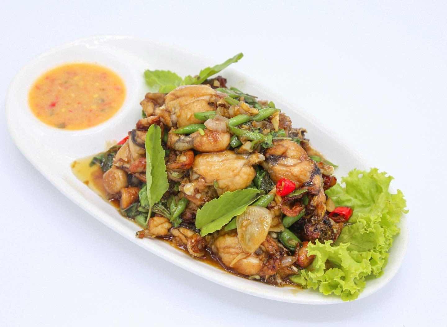 បង្កែបឆាម្រេះព្រៅ . ឆាម្រេចខ្ចី . ឆាក្តៅ . 