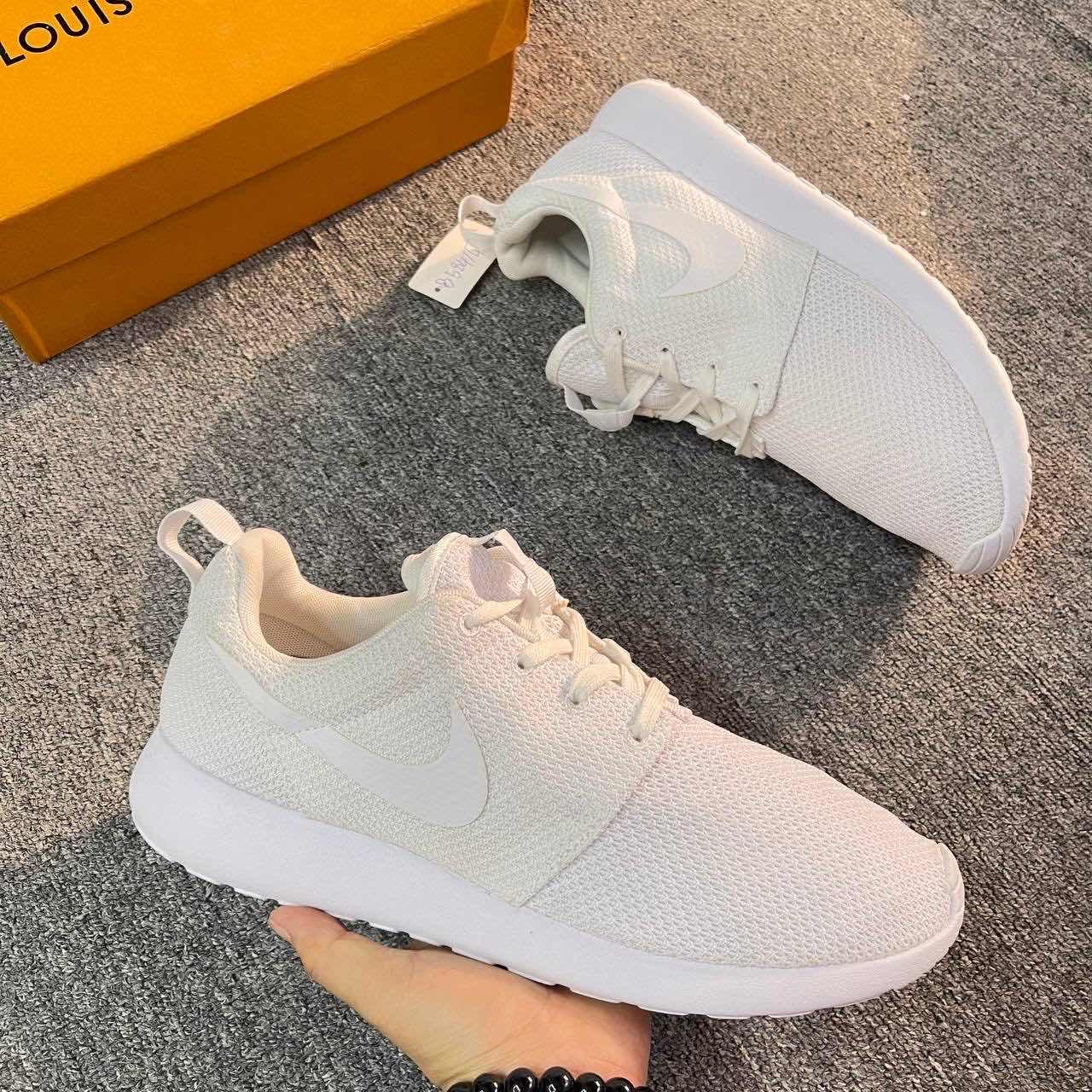 Nike Roshe One