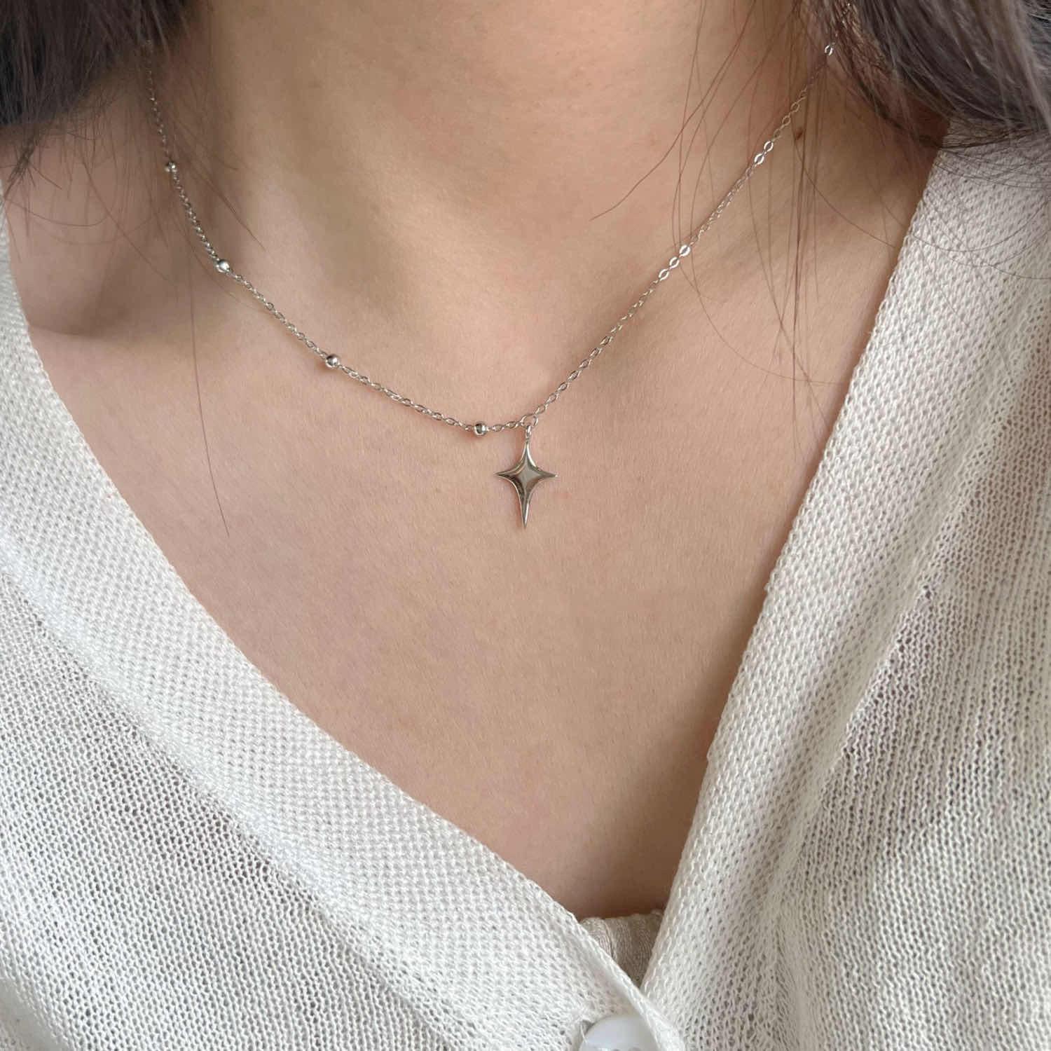 Necklace 86