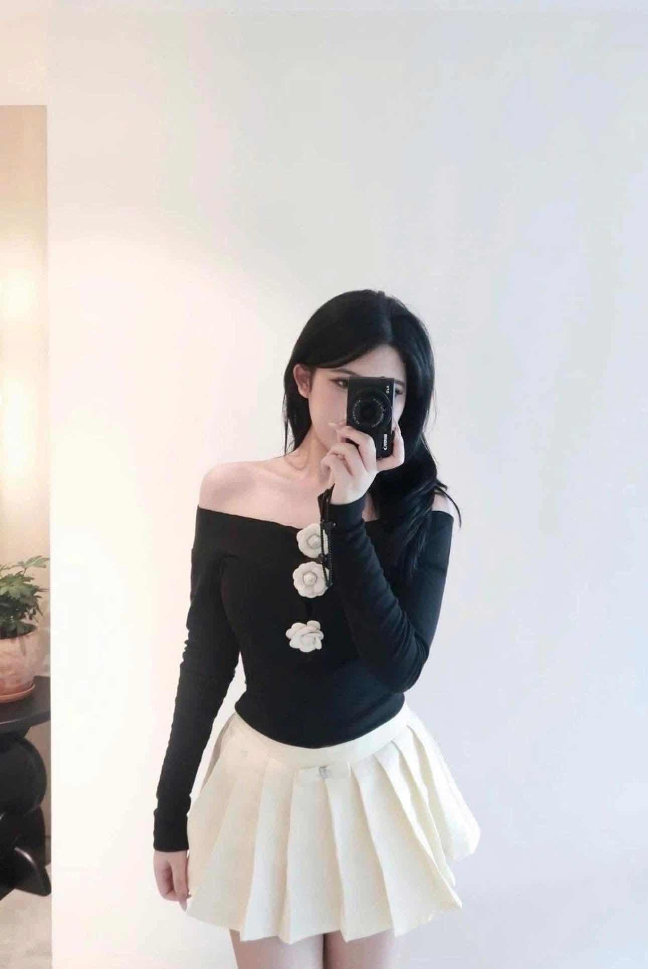 អាវសំយ៉េសខ្មៅមានផ្កា3