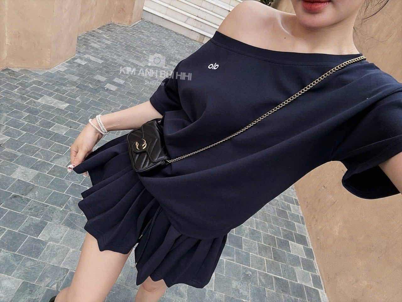ឈុតសំពត់ខ្លី