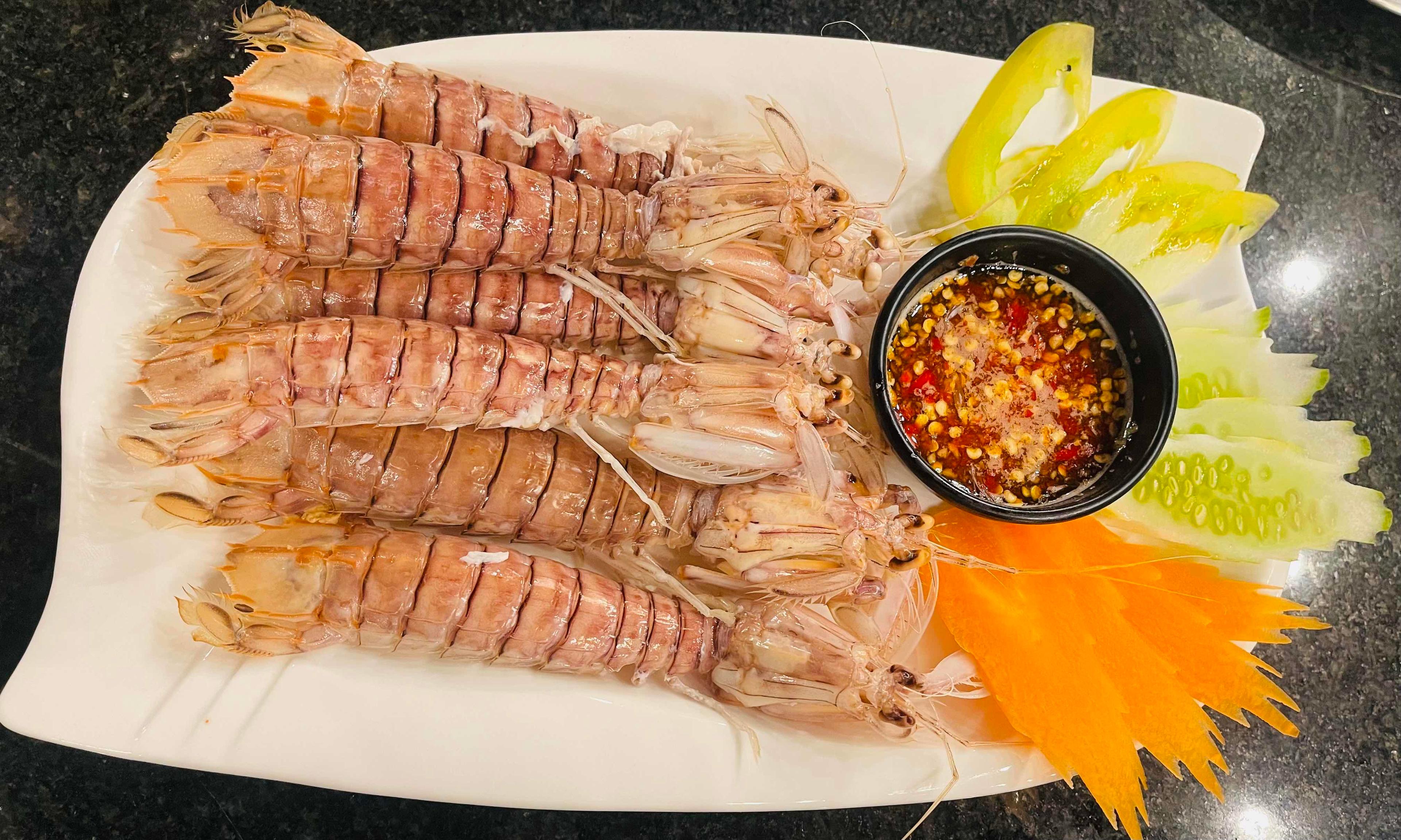 បង្កងឆ្មាចំហ៊ុយ