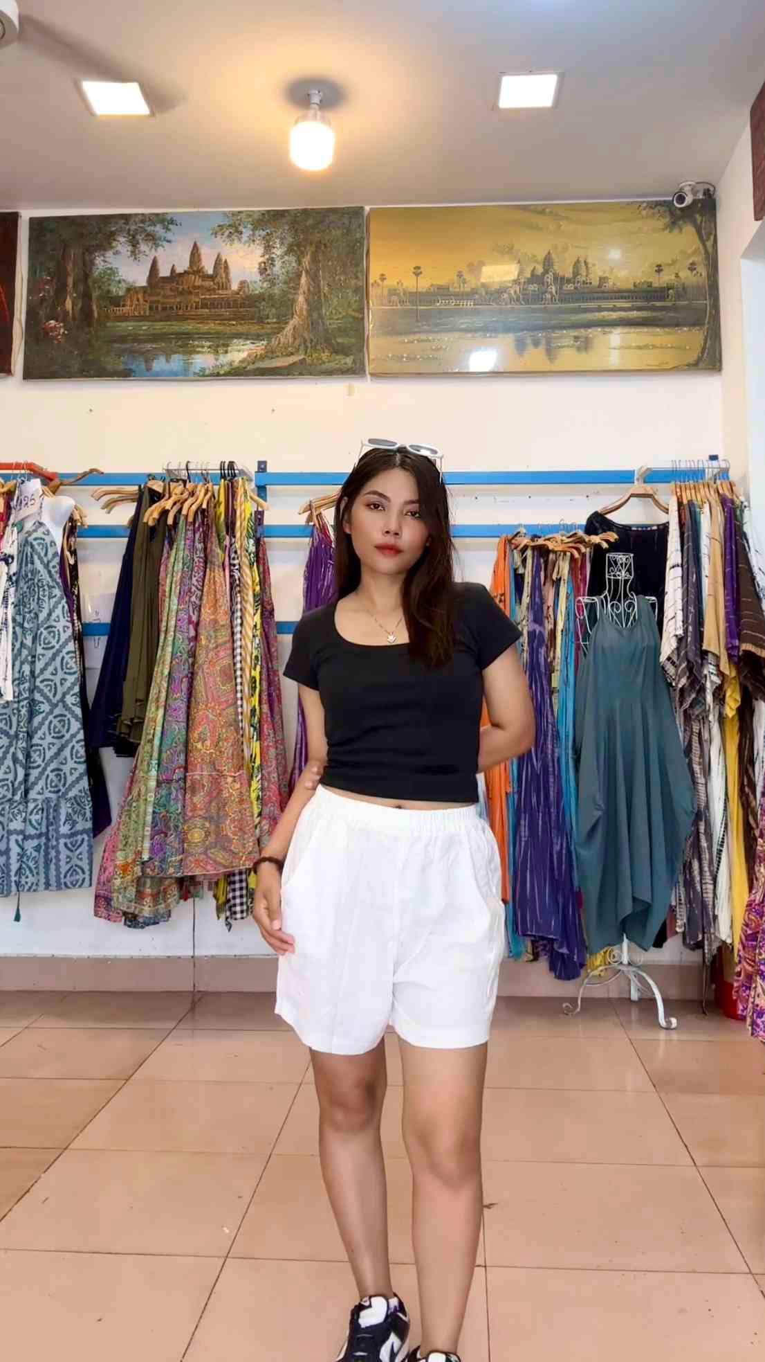 ខោលីនីនខ្លី