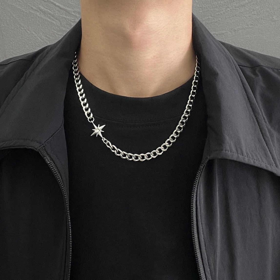 Necklace 08