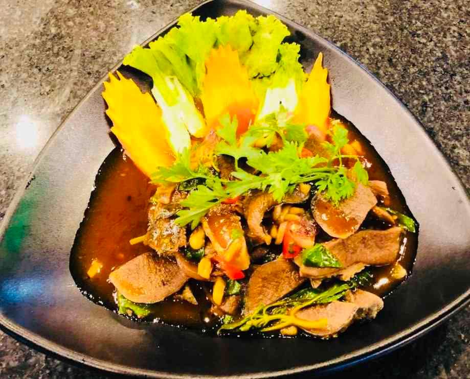 អណ្តាតគោឆាអំពិលទុំ