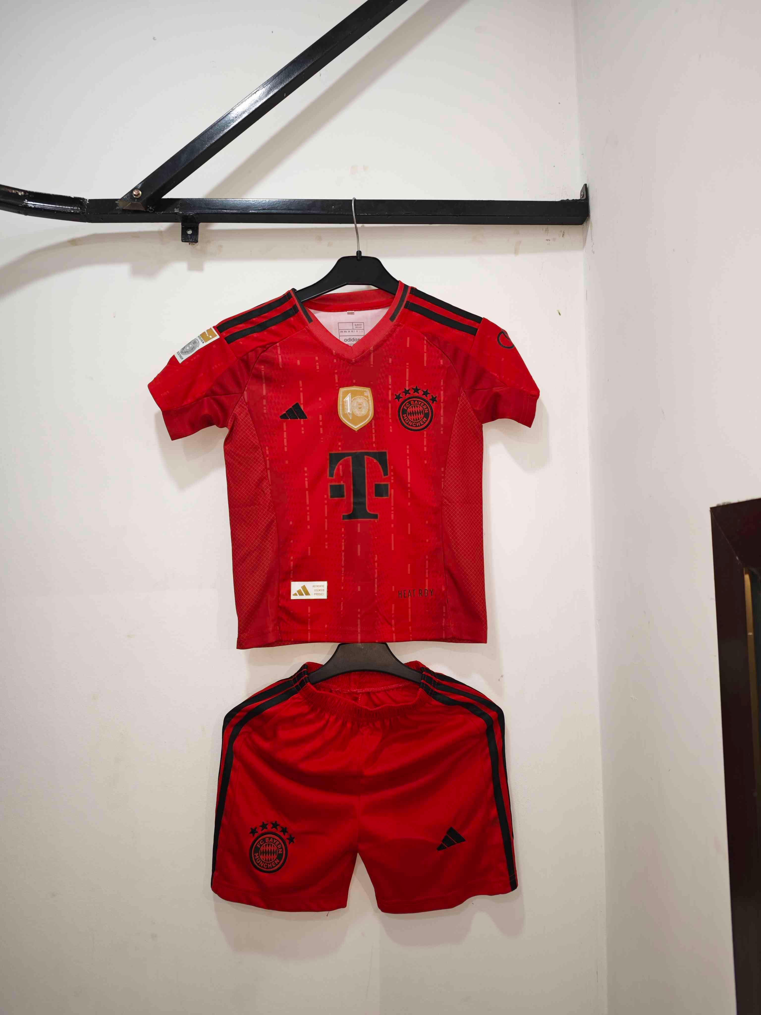 Bayern Munich 24/25 - Home Kit