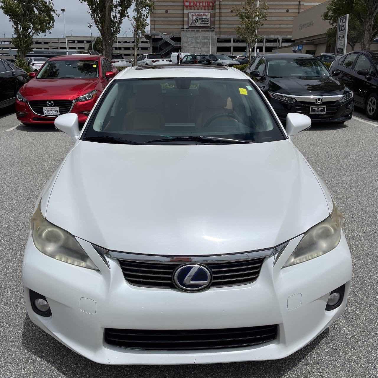 2013 CT200h Full Premium