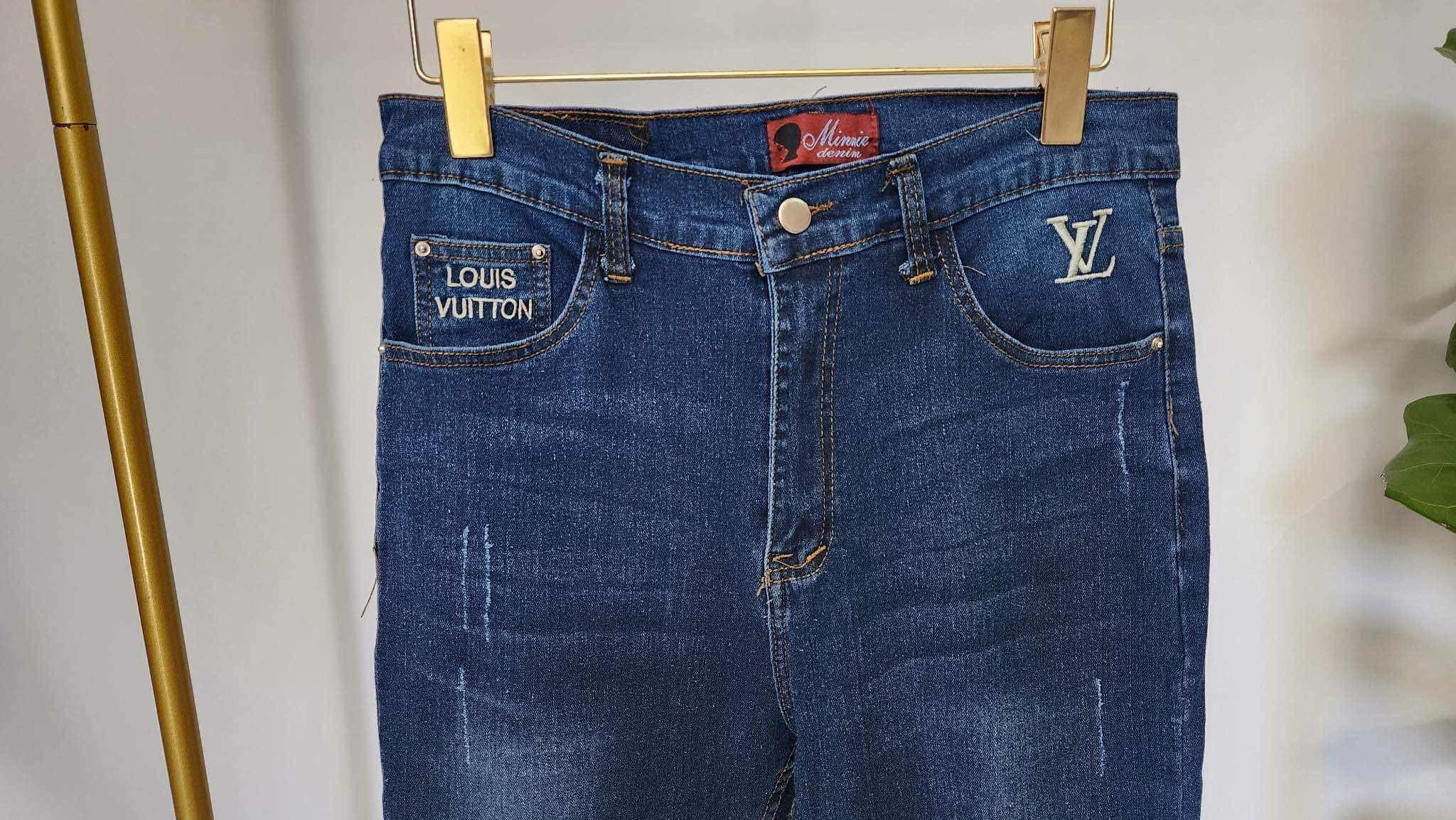 ខោLv 